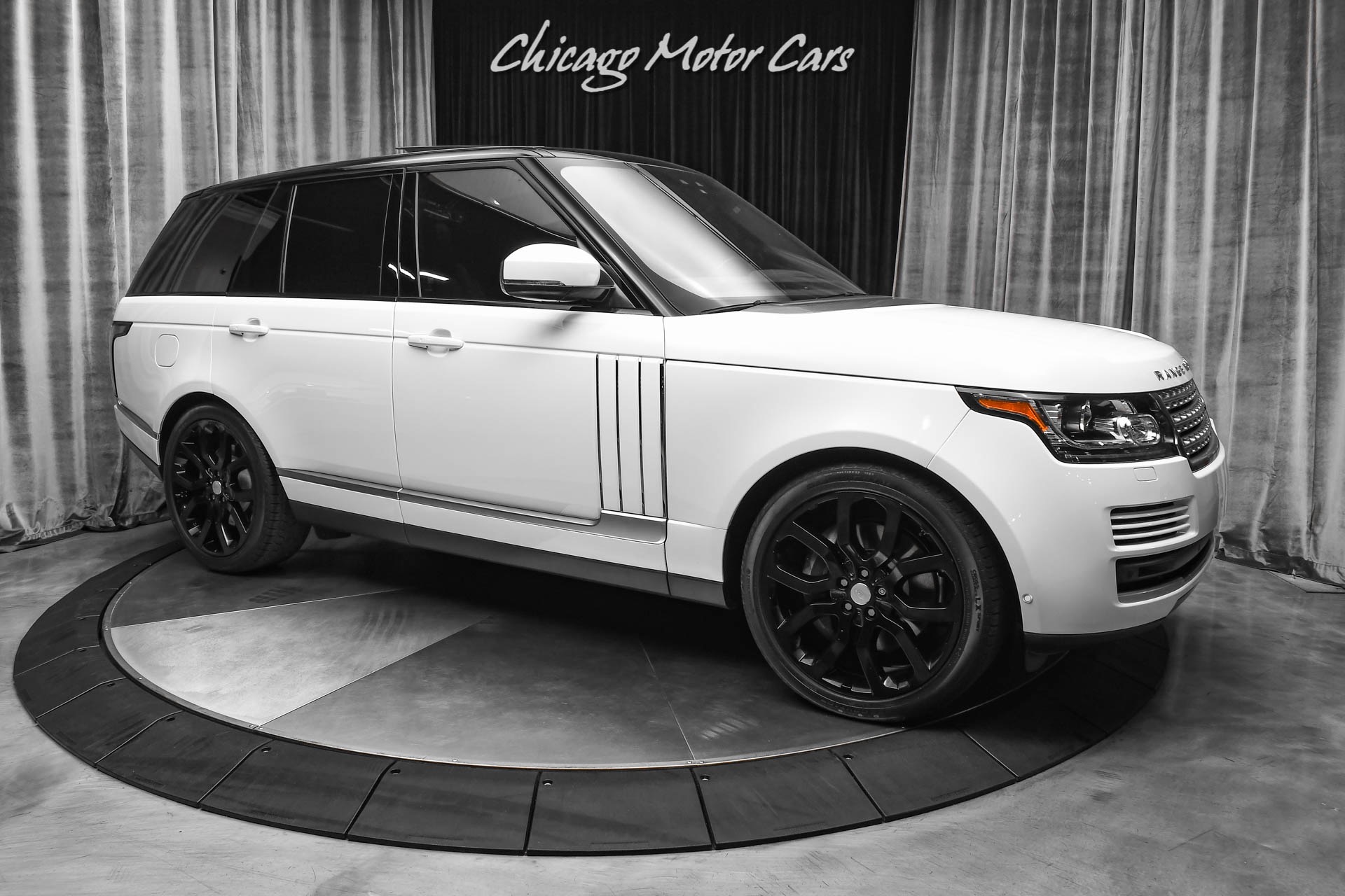 Used-2017-Land-Rover-Range-Rover-HSE-SUV-MERIDIAN-PREMIUM-AUDIO-BLACK-CONTRAST-ROOF