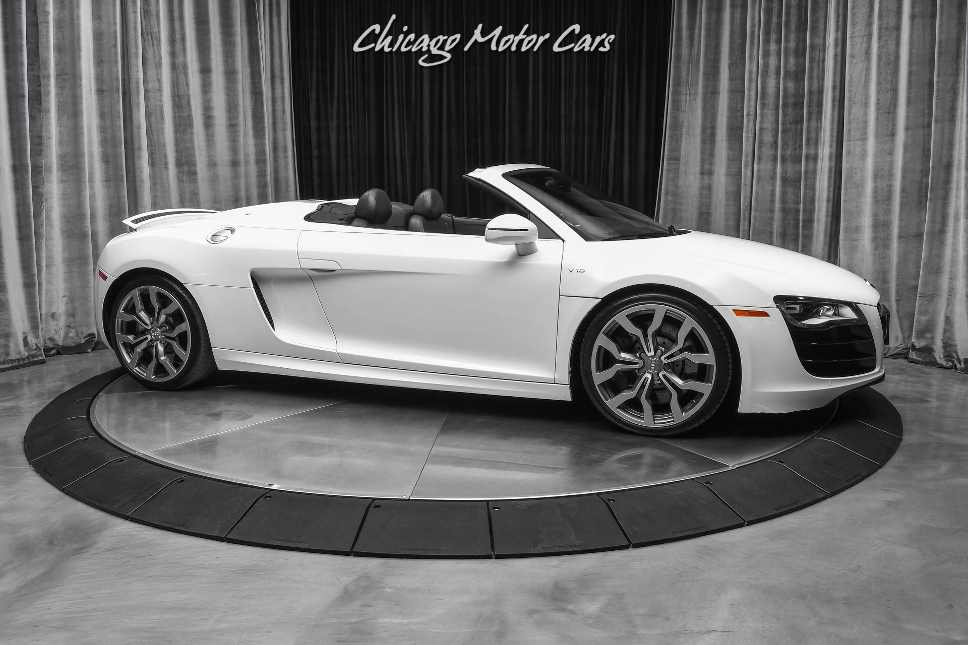 Used-2011-Audi-R8-52L-V10-Quattro-Spyder-Y-Design-Wheels-R-Tronic-Transmission