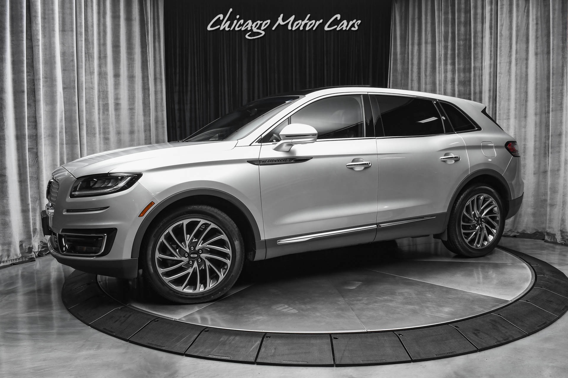 Used 2019 Lincoln Nautilus Reserve $52k+MSRP! Panoramic Sunroof! Navigation! Revel Sound System! for sale Sold at Chicago Motor Cars in West Chicago IL 60185 1