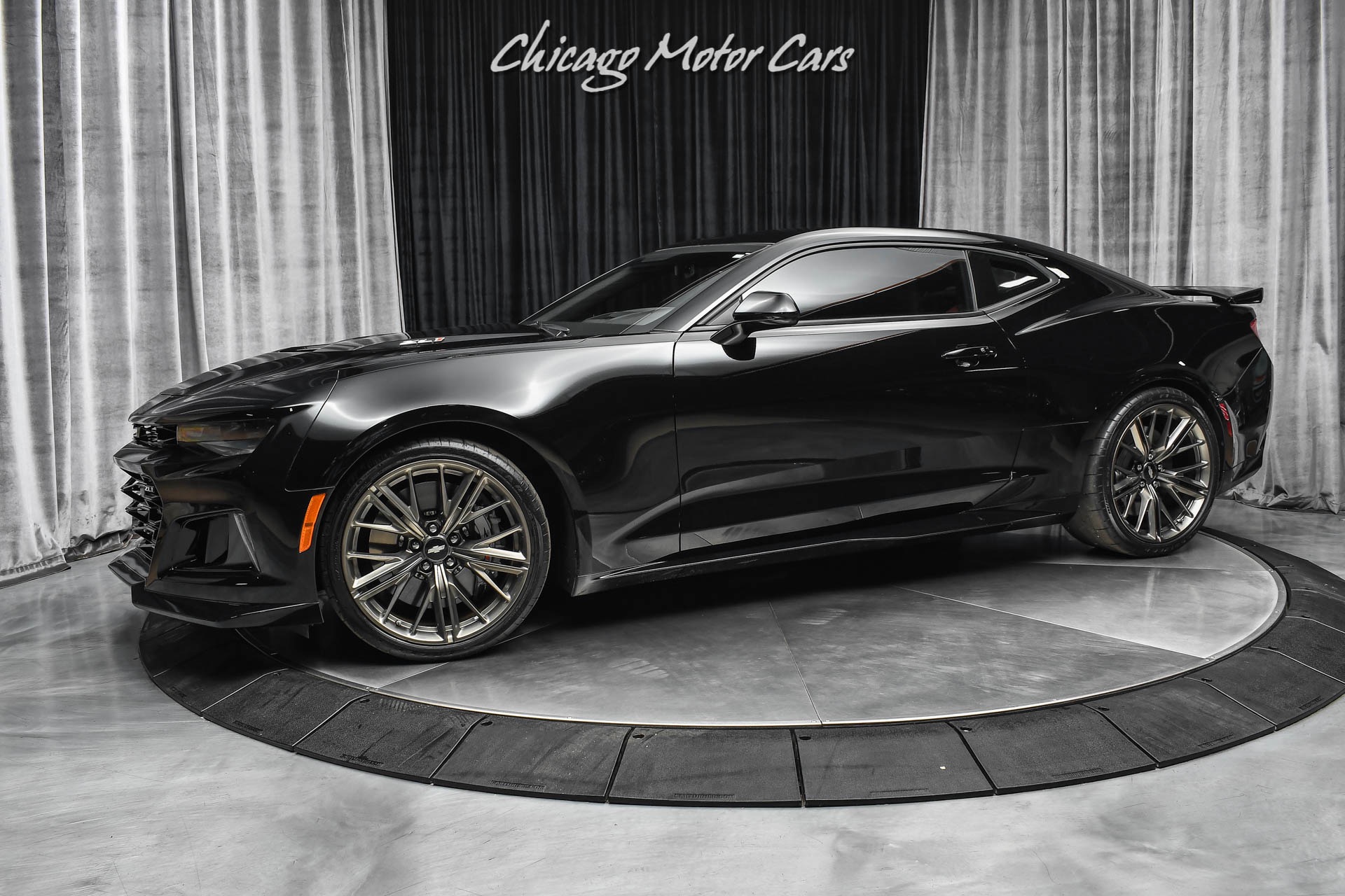 Used 2017 Chevrolet Camaro ZL1 Coupe 10 SPEED AUTOMATIC TRANS! ONLY 7,500 MILES! 6.2L SUPERCHARGED V8! for sale Sold at Chicago Motor Cars in West Chicago IL 60185 1