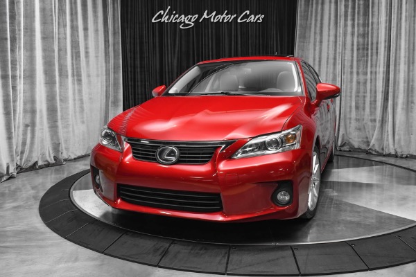 Used 2012 Lexus CT 200h Premium! NAVI! BACKUP! HEATED SEATS! HYBRID! for sale Sold at Chicago Motor Cars in West Chicago IL 60185 2