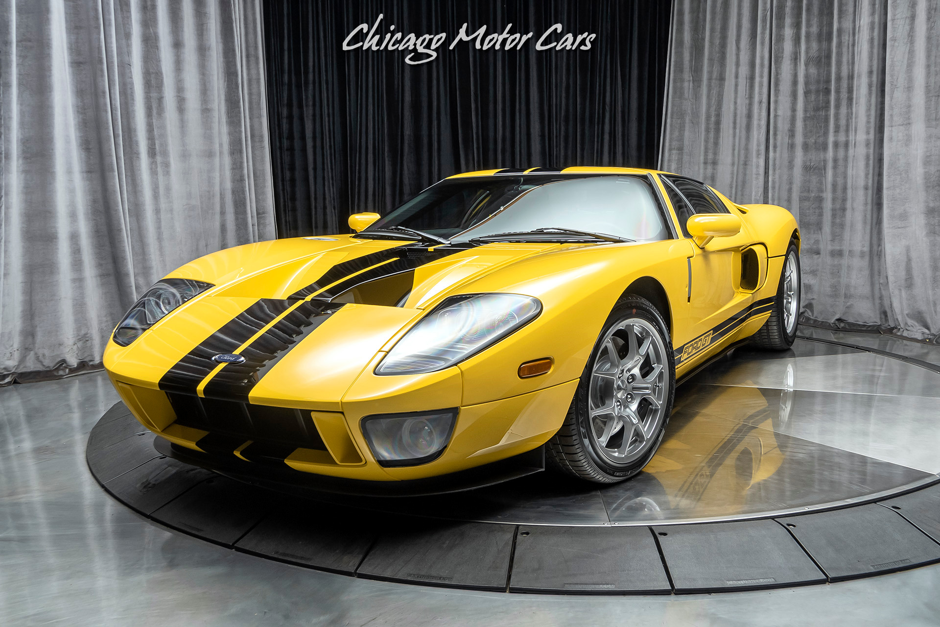 Used-2006-Ford-GT-Only-523-Miles-All-4-Options-Collection-Quality-Super-RARE-in-Yellow