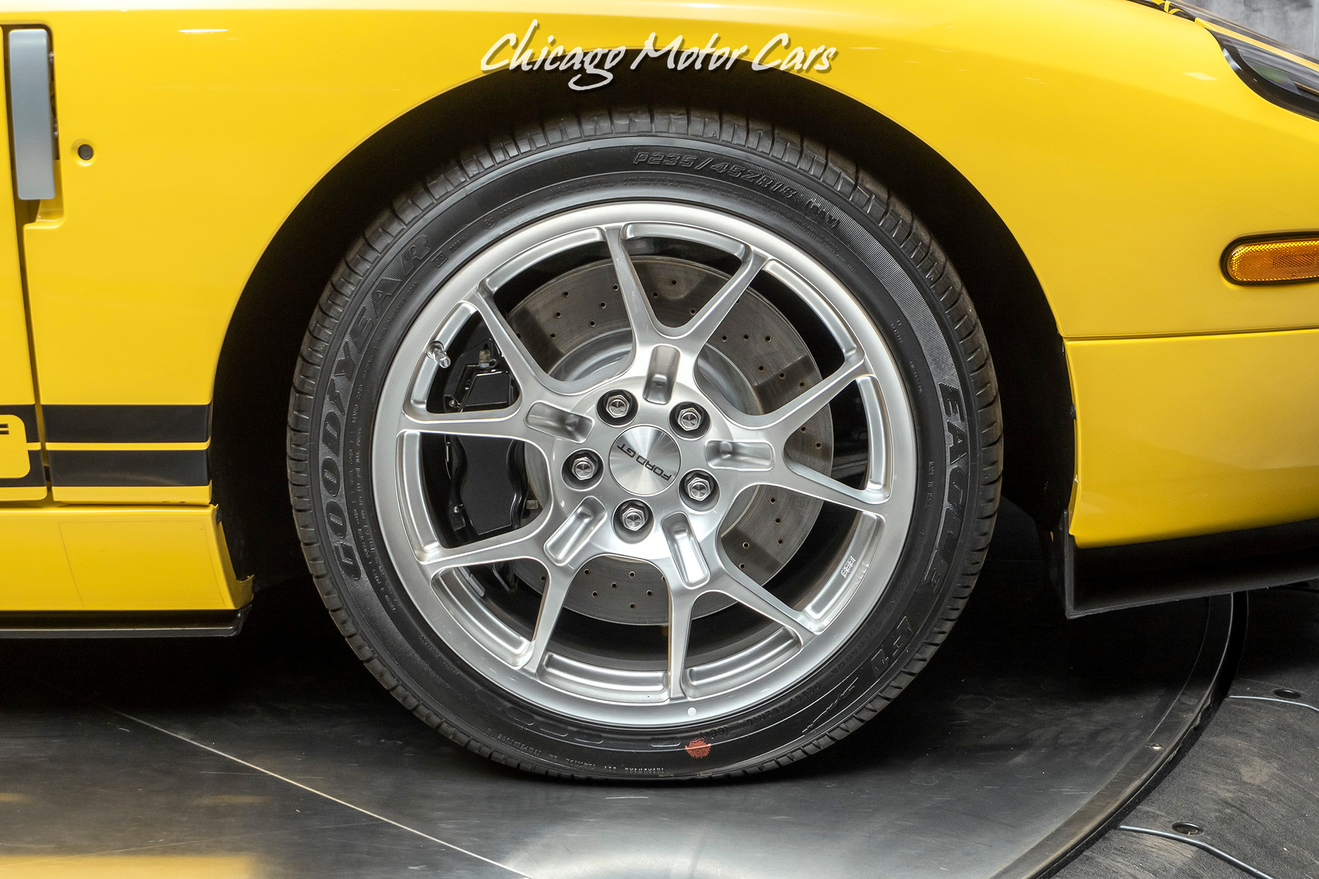 Used-2006-Ford-GT-Only-523-Miles-All-4-Options-Collection-Quality-Super-RARE-in-Yellow