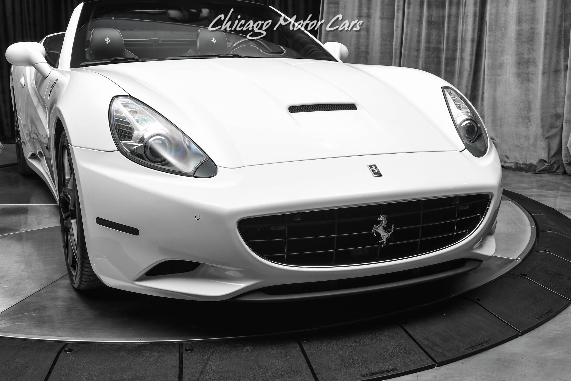 Used-2014-Ferrari-California-Convertible-Carbon-Fiber-Steering-WheelLEDS-Diamond-Forged-Wheels