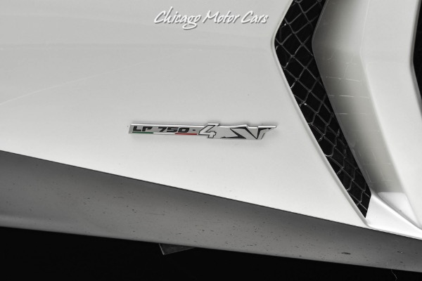 Used-2017-Lamborghini-Aventador-LP750-4-SV-584kMSRP-Upgraded-Exhaust-Balloon-White-Pearl
