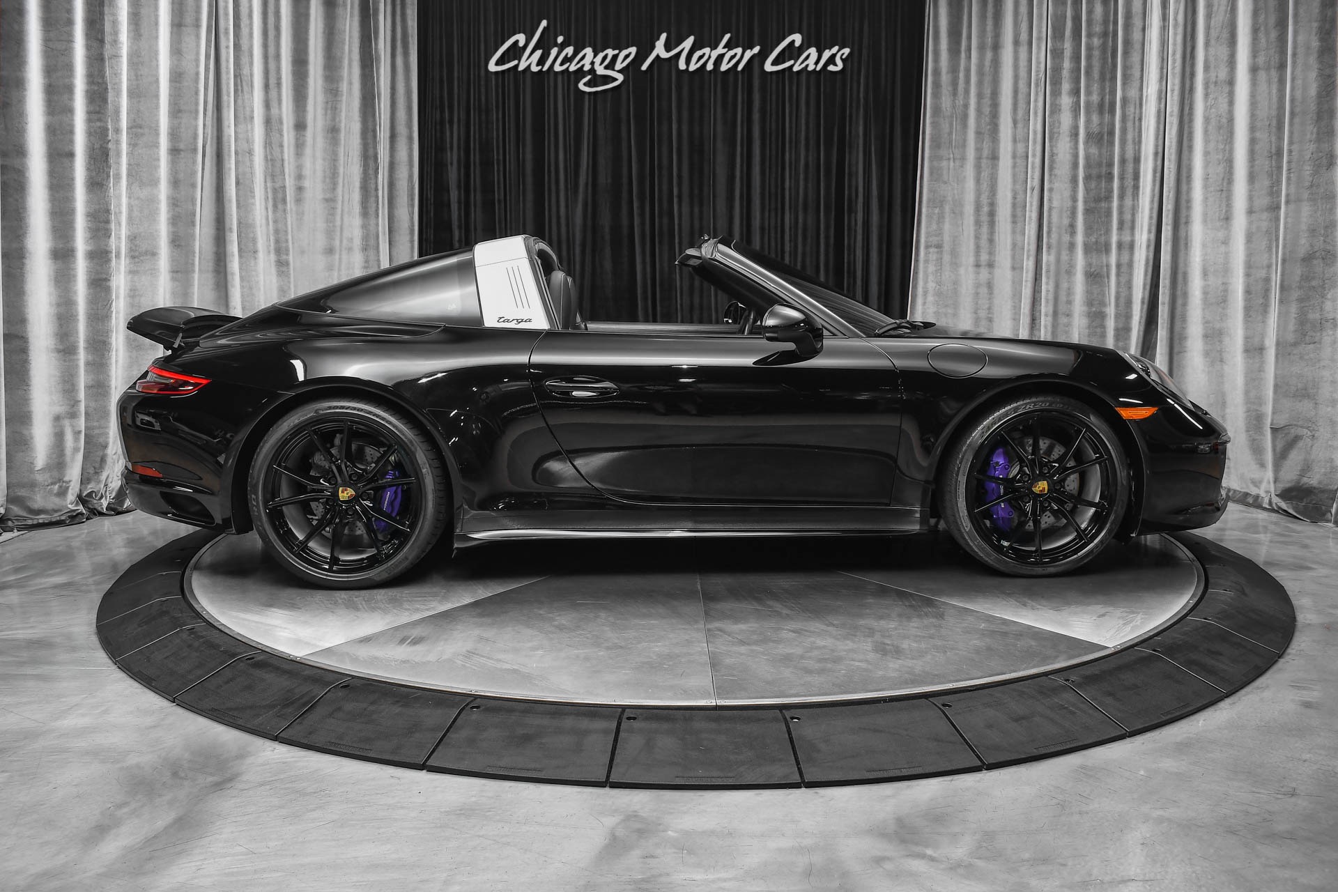 Used-2018-Porsche-911-Targa-4-GTS-BOSE-Audio-Premium-Package-Adaptive-Sport-Seats