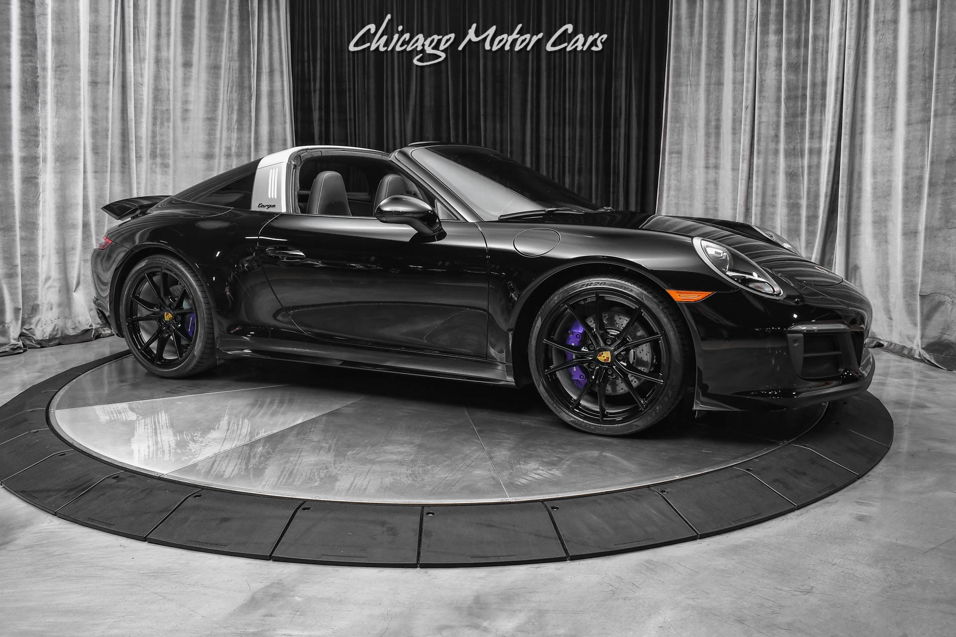 Used-2018-Porsche-911-Targa-4-GTS-BOSE-Audio-Premium-Package-Adaptive-Sport-Seats