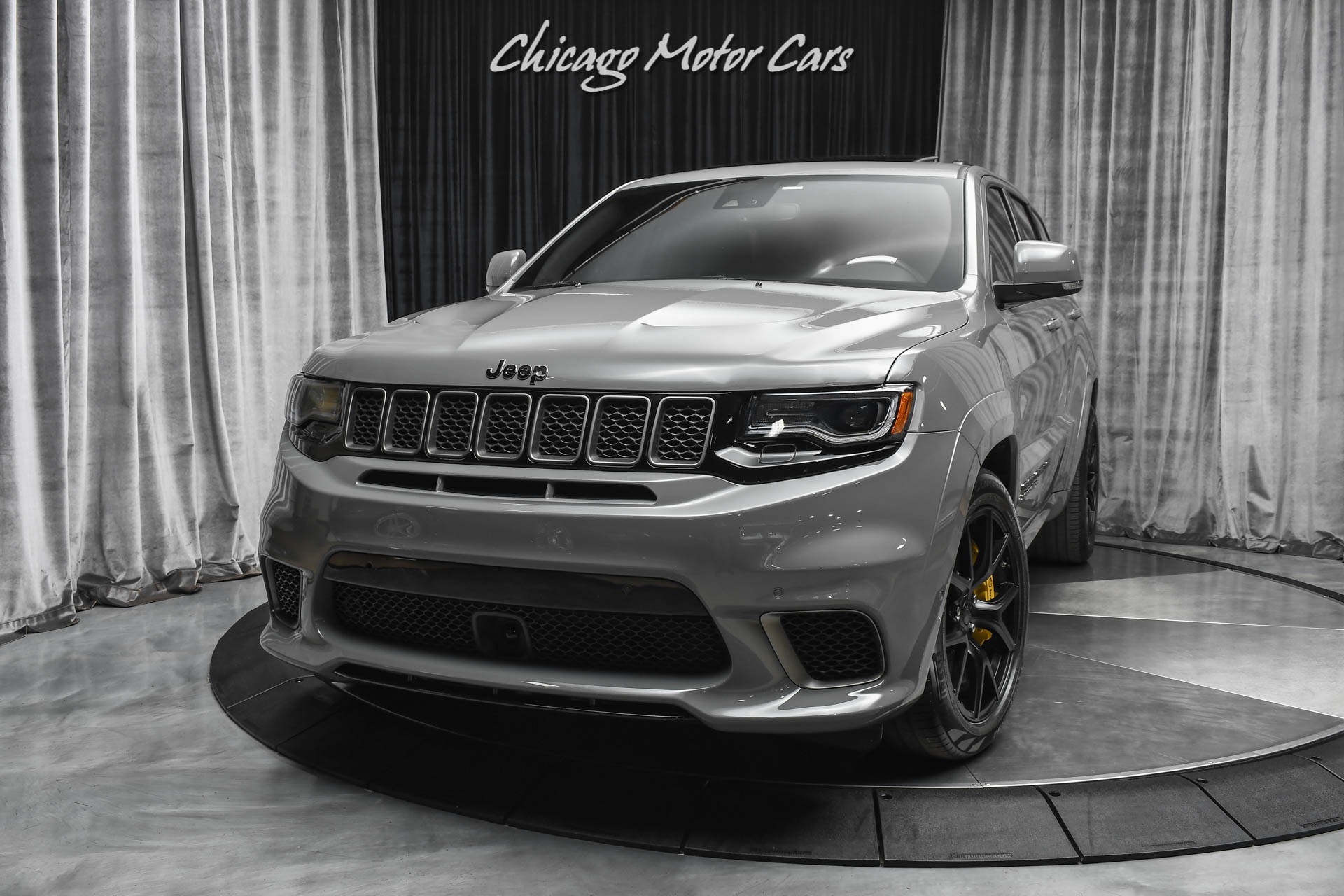 Peak performan grey hawk メンズ　M Used 2019 Jeep Grand Cherokee Trackhawk 707 Horsepower! Sting Gray