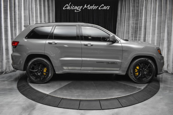 Used-2019-Jeep-Grand-Cherokee-Trackhawk-707-Horsepower-Sting-Gray-Panoramic-Roof