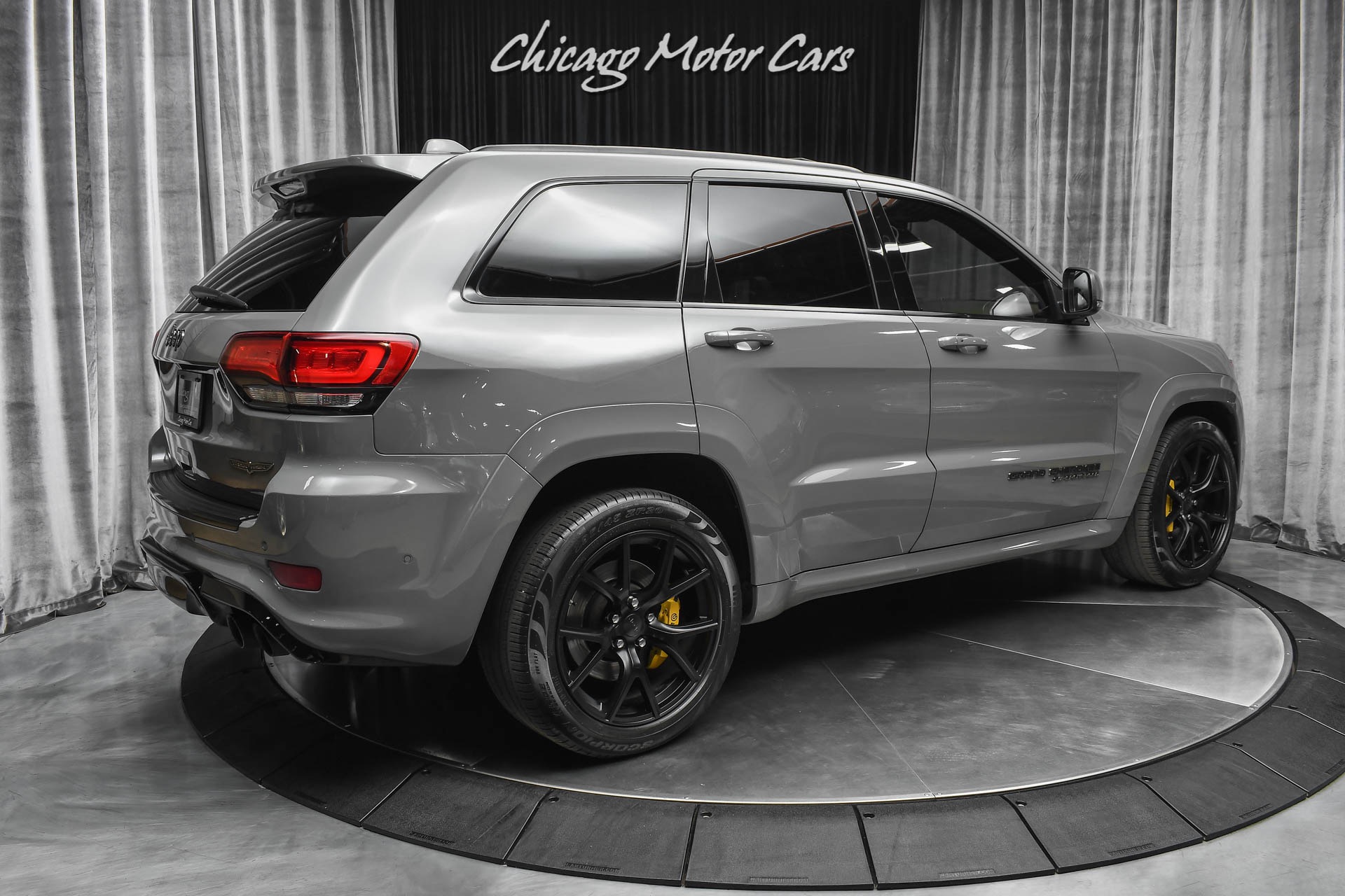 Used-2019-Jeep-Grand-Cherokee-Trackhawk-707-Horsepower-Sting-Gray-Panoramic-Roof