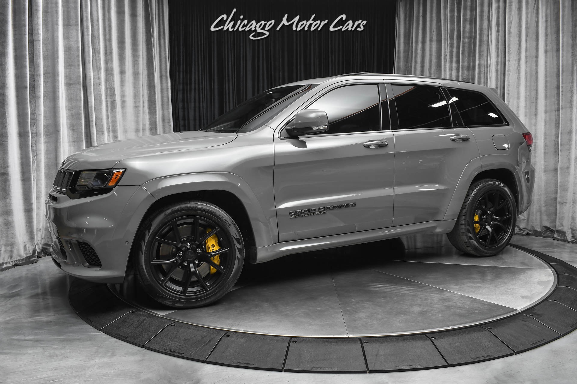 Used-2019-Jeep-Grand-Cherokee-Trackhawk-707-Horsepower-Sting-Gray-Panoramic-Roof