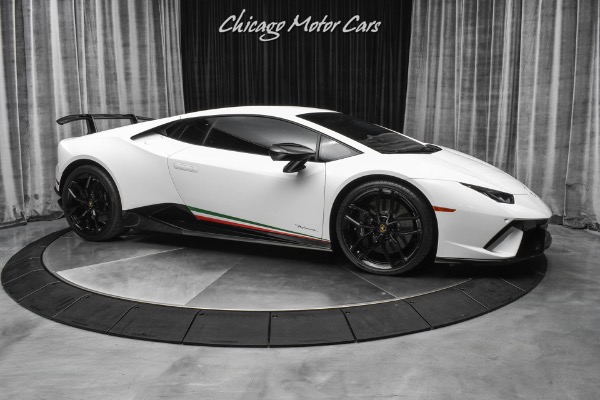Used 2018 Lamborghini Huracan LP640-4 Performante Carbon Bucket Seats Lift System! Laser Engraved Package for sale Sold at Chicago Motor Cars in West Chicago IL 60185 6