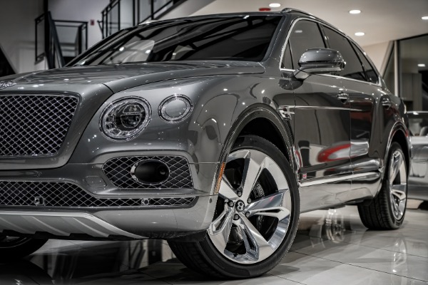 Used-2017-Bentley-Bentayga-W12-22-INCH-POLISHED-5-SPOKE-WHEELS-TOURING-SPECIFICATION-PICNIC-TABLES