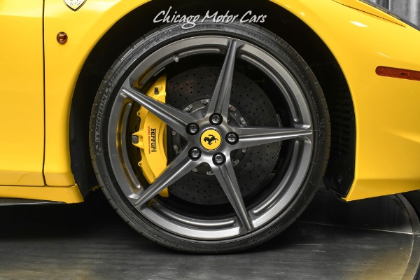 Used-2013-Ferrari-458-Spider-Carbon-Fiber-Everywhere-HiFi-Sound-Carbon-Fiber-Driver-Zone