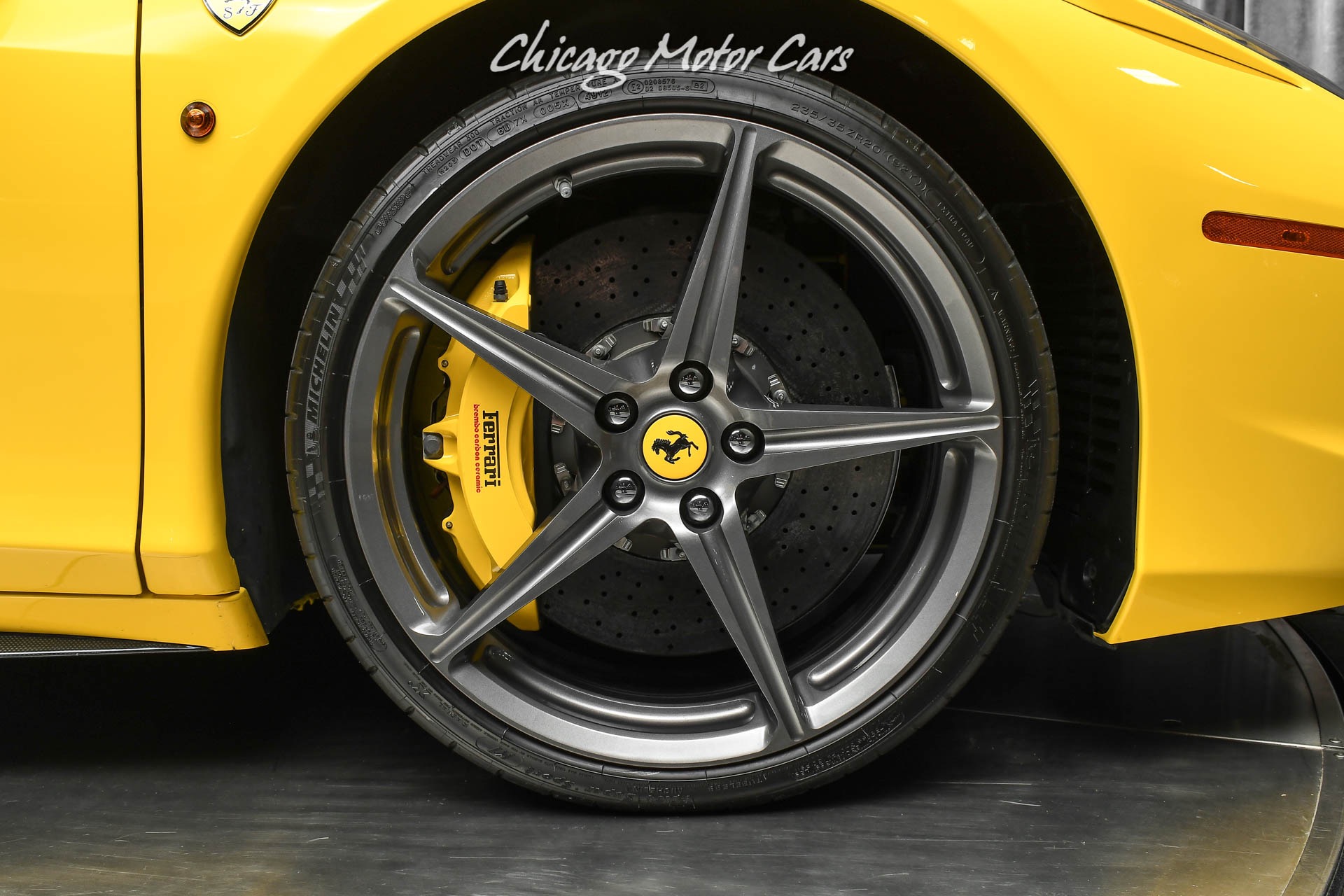 Used-2013-Ferrari-458-Spider-Carbon-Fiber-Everywhere-HiFi-Sound-Carbon-Fiber-Driver-Zone