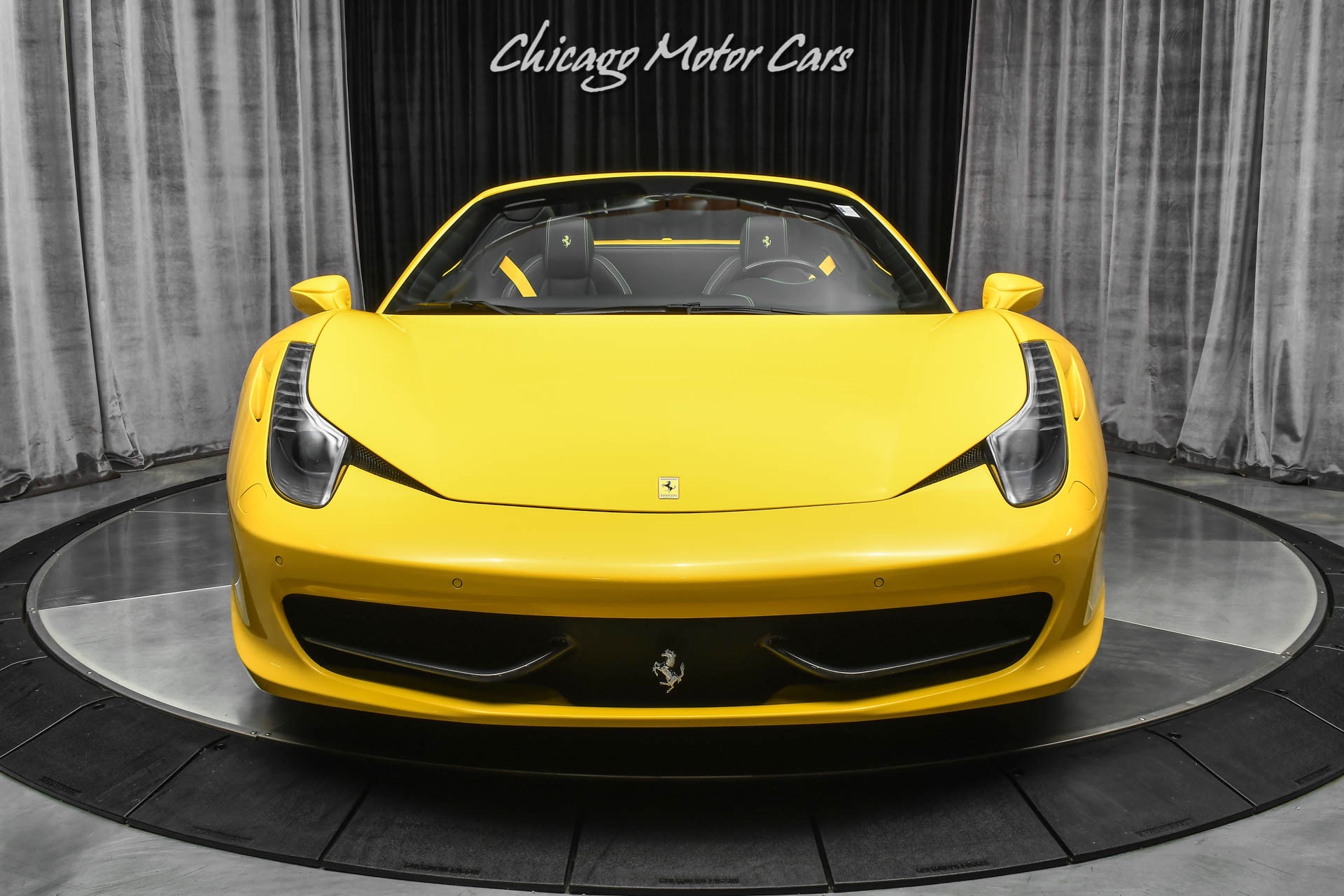 Used-2013-Ferrari-458-Spider-Carbon-Fiber-Everywhere-HiFi-Sound-Carbon-Fiber-Driver-Zone