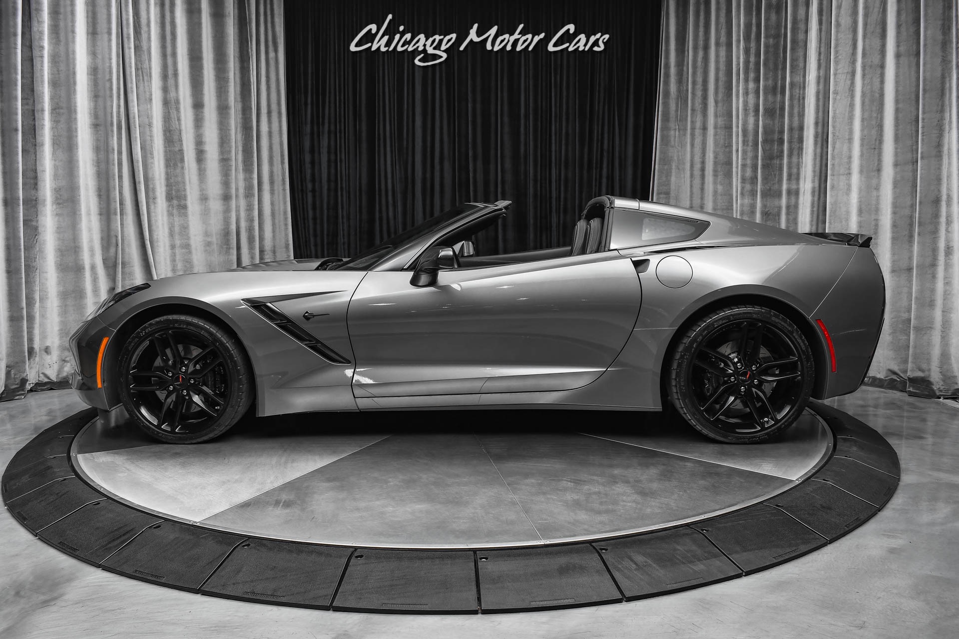 Used-2016-Chevrolet-Corvette-Stingray-Z51-2LT-7-Speed-Manual-Magnetic-Ride-Control