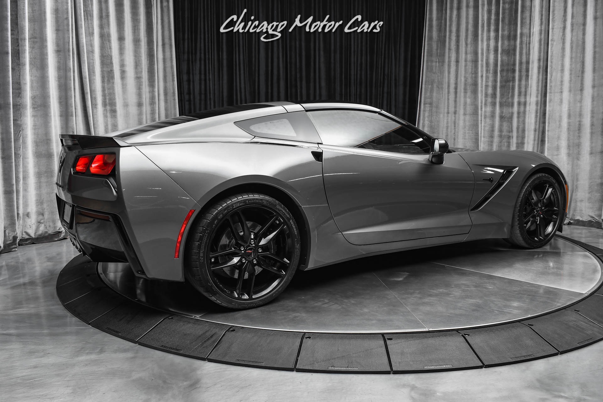 Used-2016-Chevrolet-Corvette-Stingray-Z51-2LT-7-Speed-Manual-Magnetic-Ride-Control