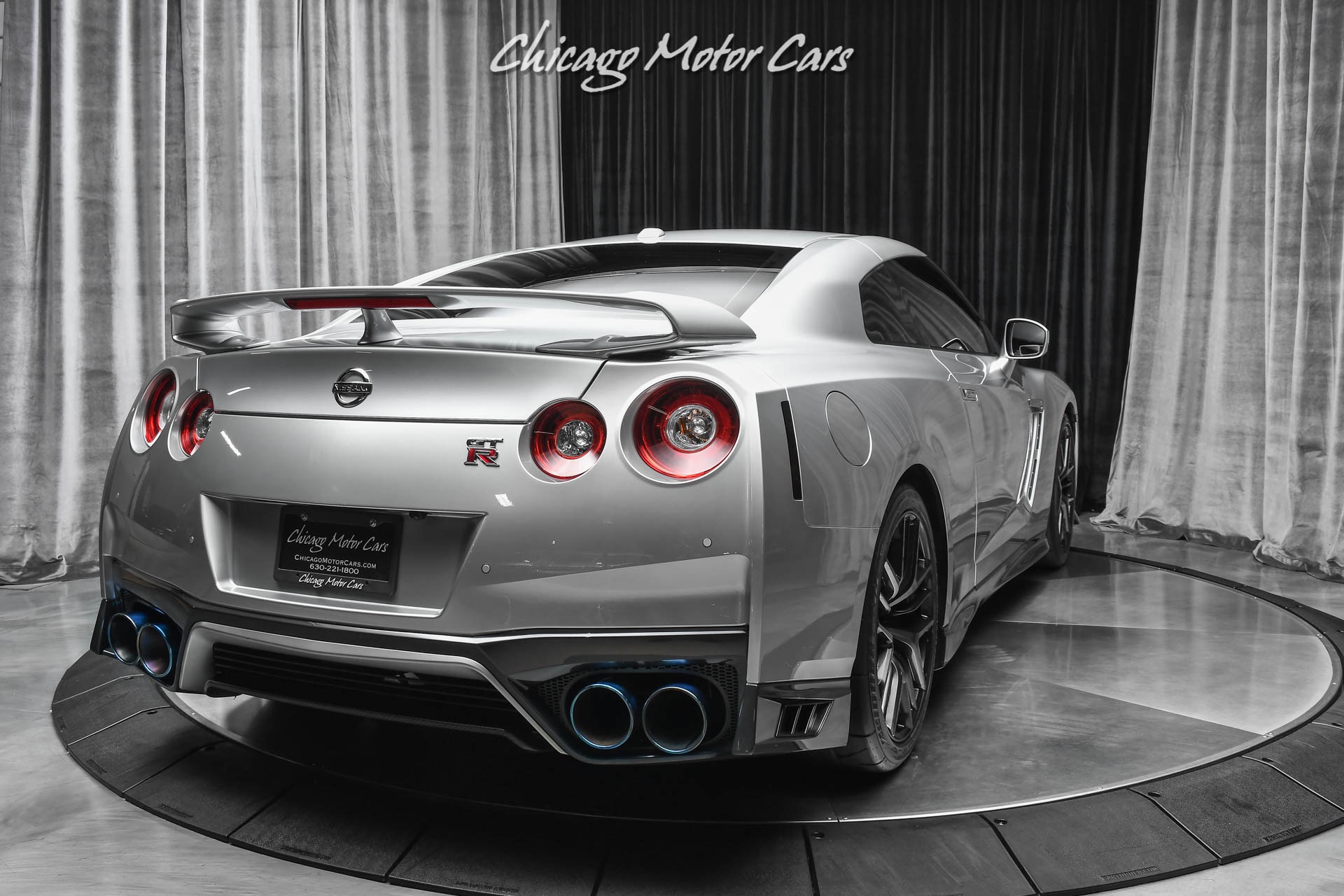 Used-2017-Nissan-GT-R-Premium