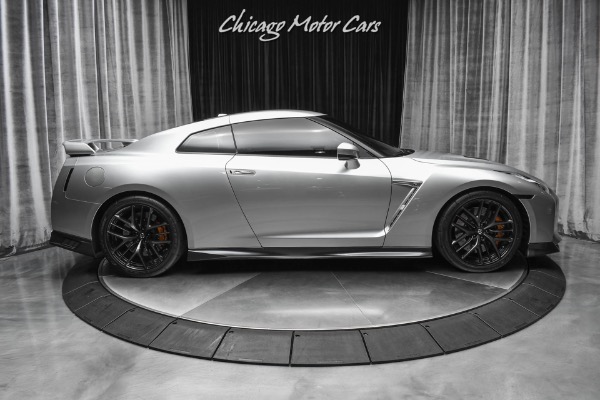 Used-2017-Nissan-GT-R-Premium