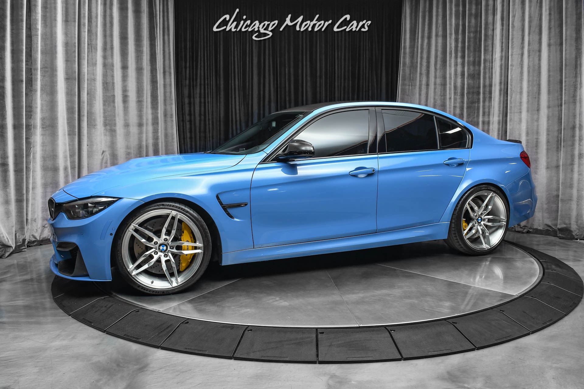 Used 2018 BMW M3 Sedan EXECUTIVE PKG! M DUAL-CLUTCH TRANS! CARBON FIBER! for sale Sold at Chicago Motor Cars in West Chicago IL 60185 1