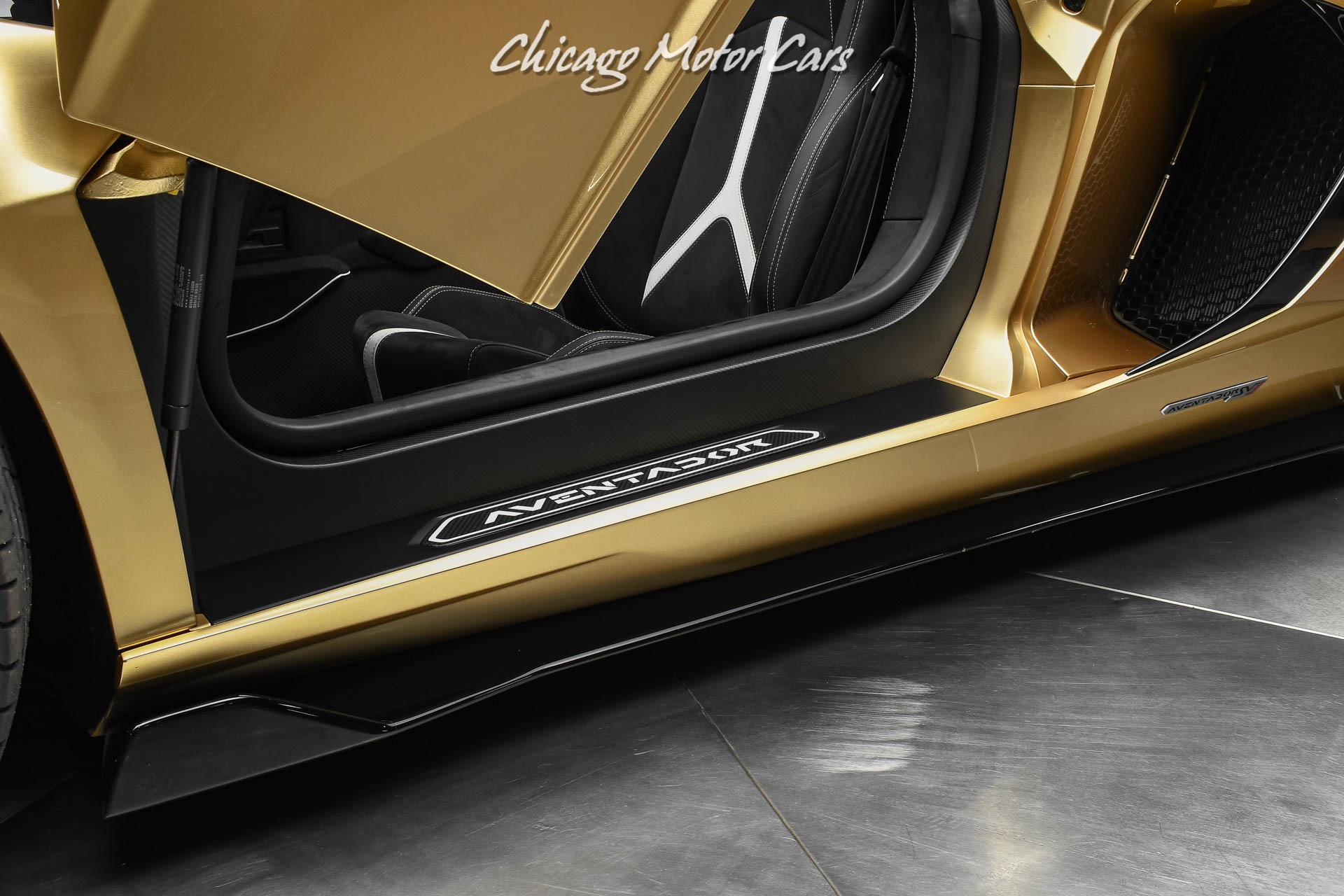 Used-2020-Lamborghini-Aventador-LP770-4-SVJ-Roadster-One-of-a-KIND-Amazing-Spec---Upgrades