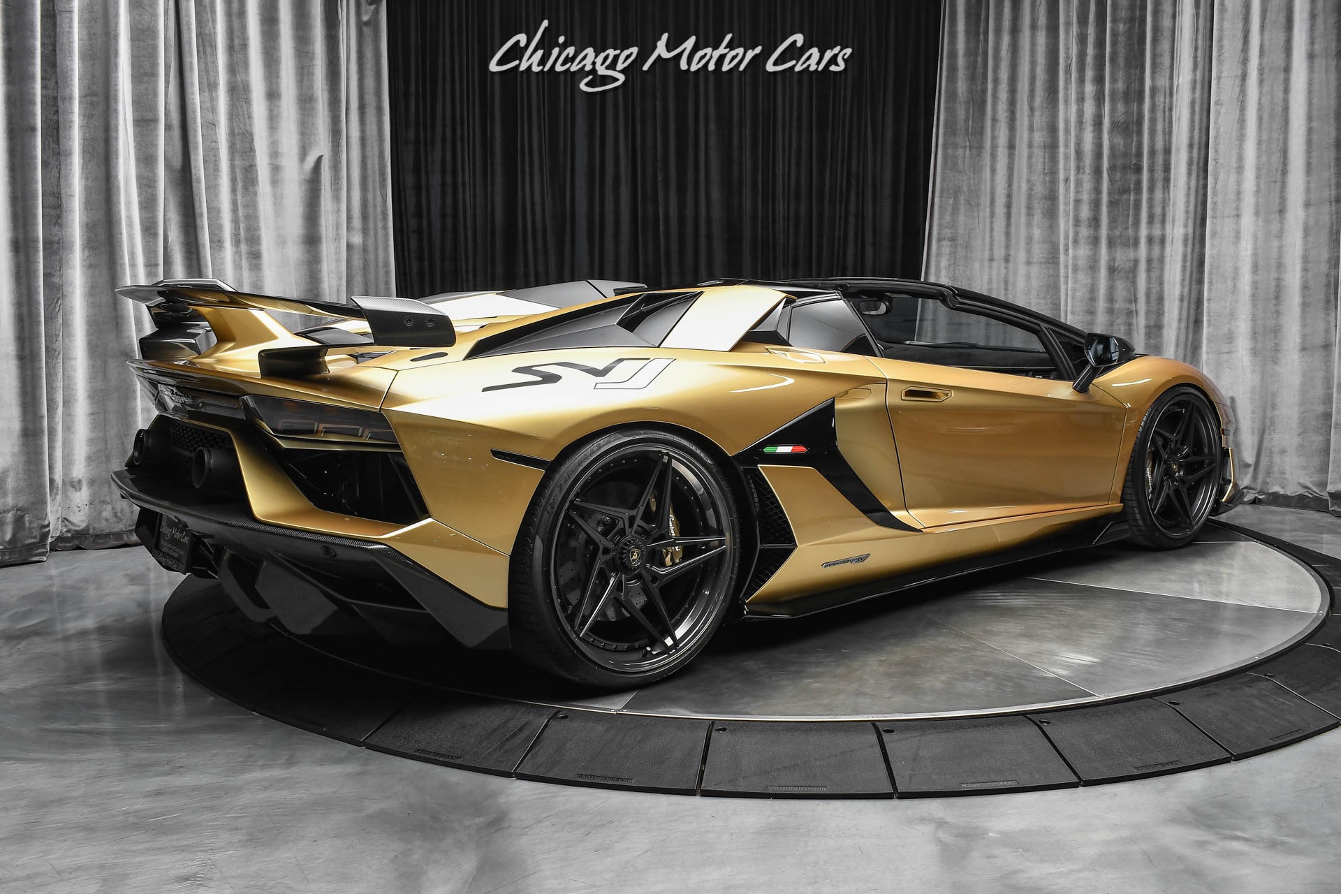 Used-2020-Lamborghini-Aventador-LP770-4-SVJ-Roadster-One-of-a-KIND-Amazing-Spec---Upgrades