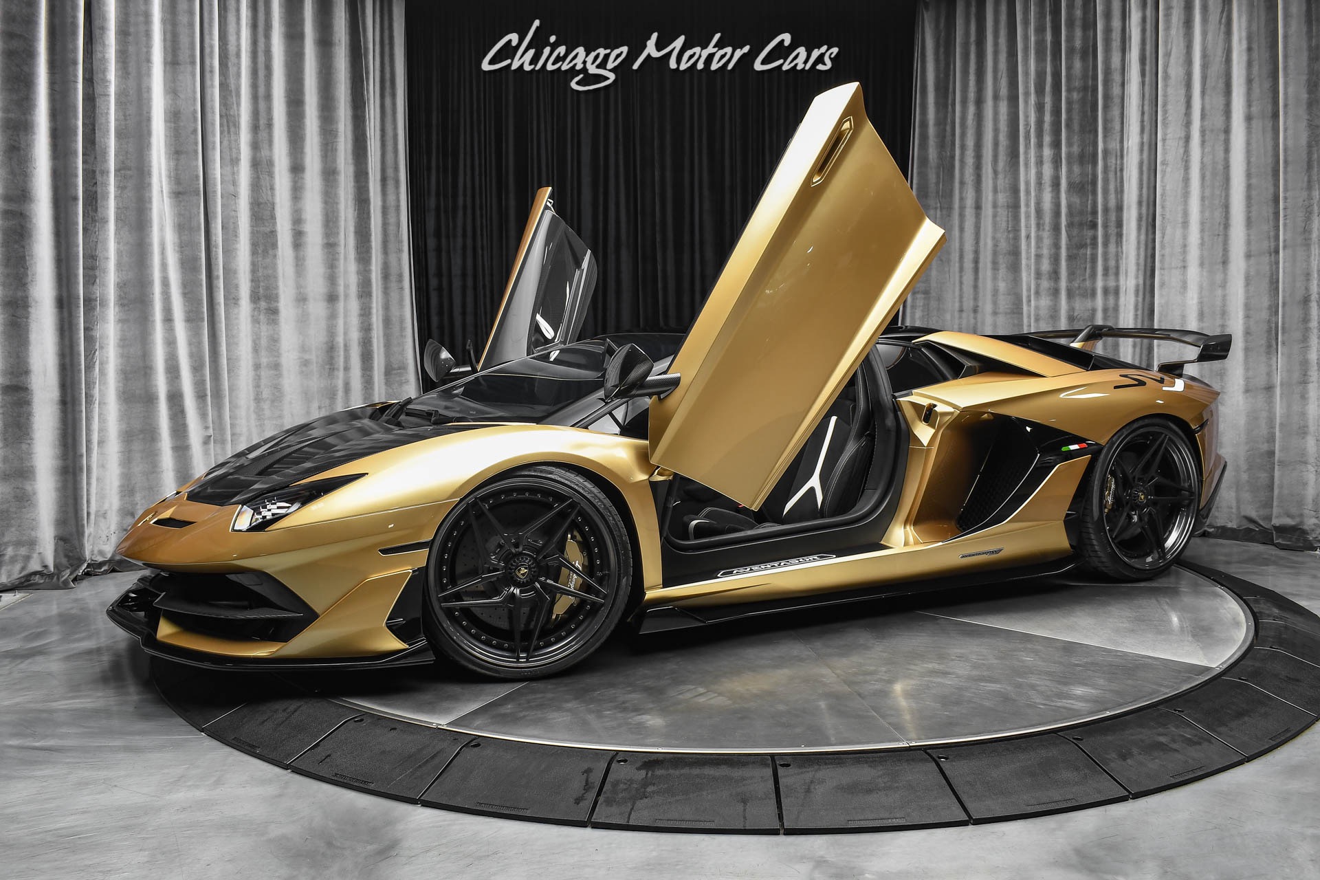 Used-2020-Lamborghini-Aventador-LP770-4-SVJ-Roadster-One-of-a-KIND-Amazing-Spec---Upgrades