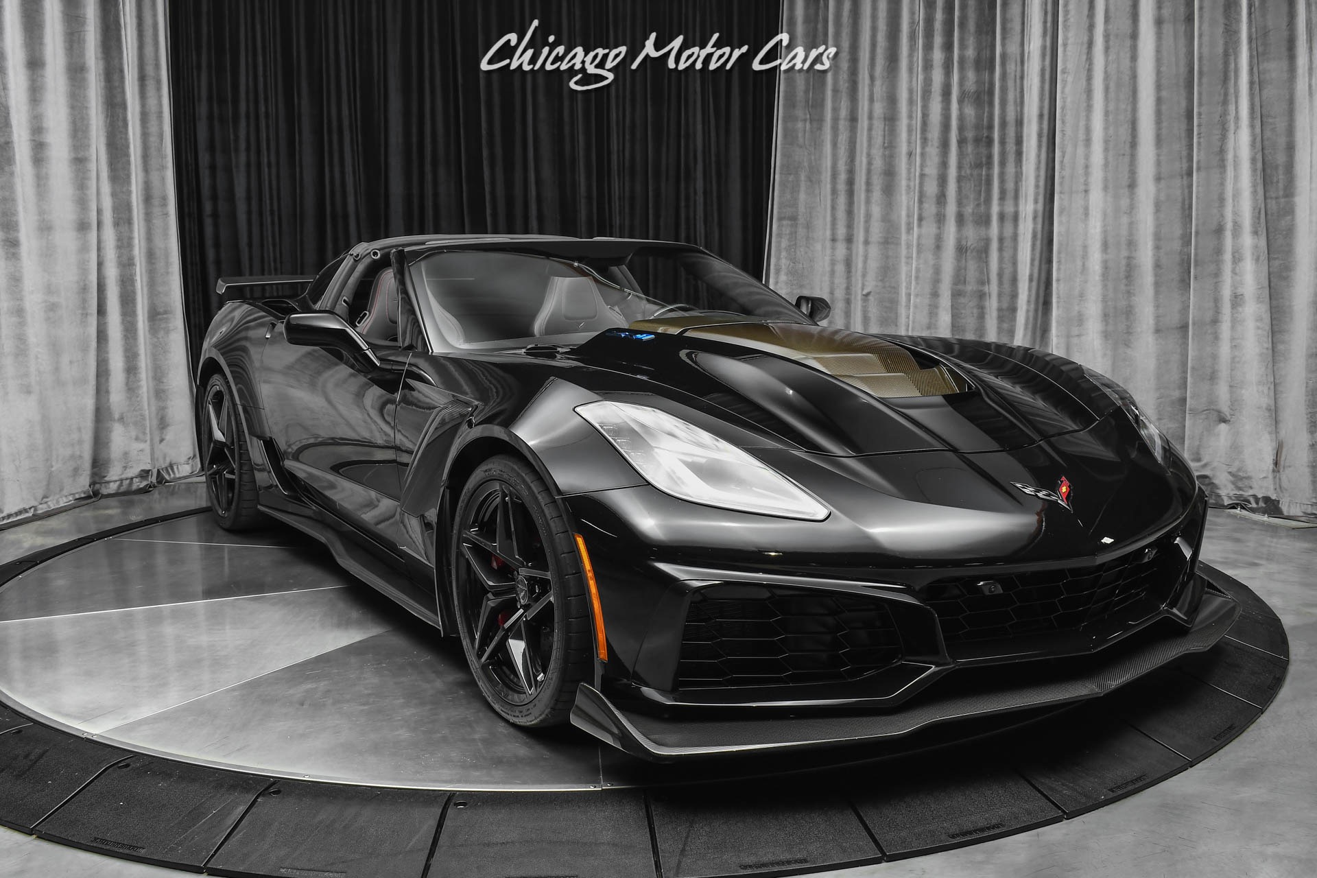 Used-2019-Chevrolet-Corvette-ZR1-3ZR-Only-6500-Miles-Pristine-Example