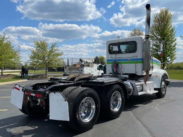 Used 2008 Peterbilt 367 Day Cab - Cummins ISX - 10 Speed Manual for sale Sold at Chicago Motor Cars in West Chicago IL 60185 3