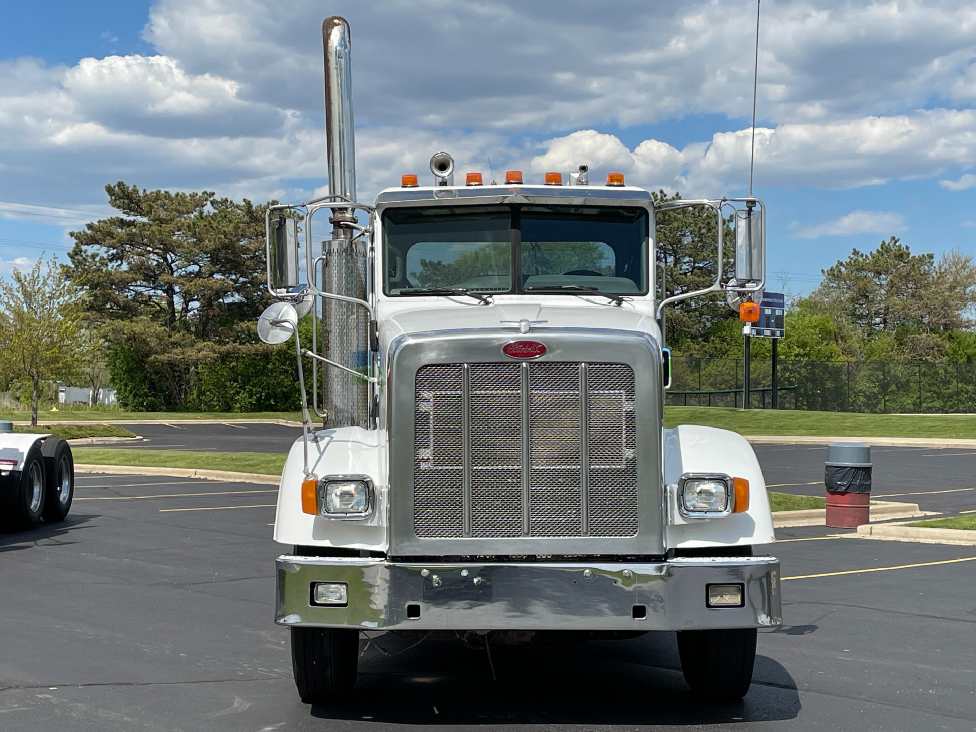 Used-2008-Peterbilt-367-Day-Cab---Cummins-ISX---10-Speed-Manual