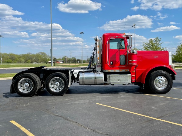 Used 2007 Peterbilt 379 Day Cab - C15 ACERT - 550 HP - Ext Hood - Wet Kit - Double Lockers - PTO for sale Sold at Chicago Motor Cars in West Chicago IL 60185 3