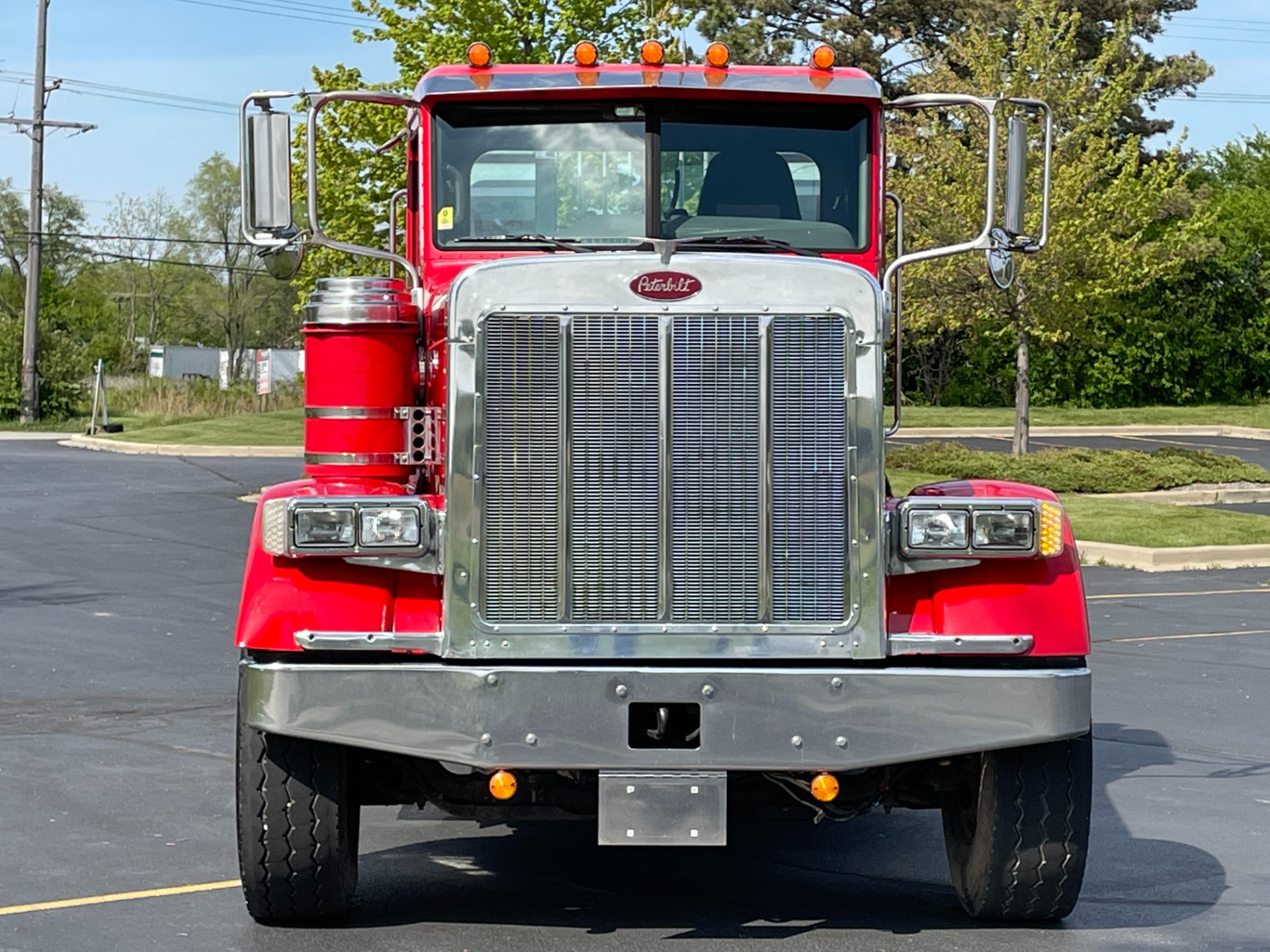 Used-2007-Peterbilt-379-Day-Cab---C15-ACERT---550-HP---Ext-Hood---Wet-Kit---Double-Lockers---PTO