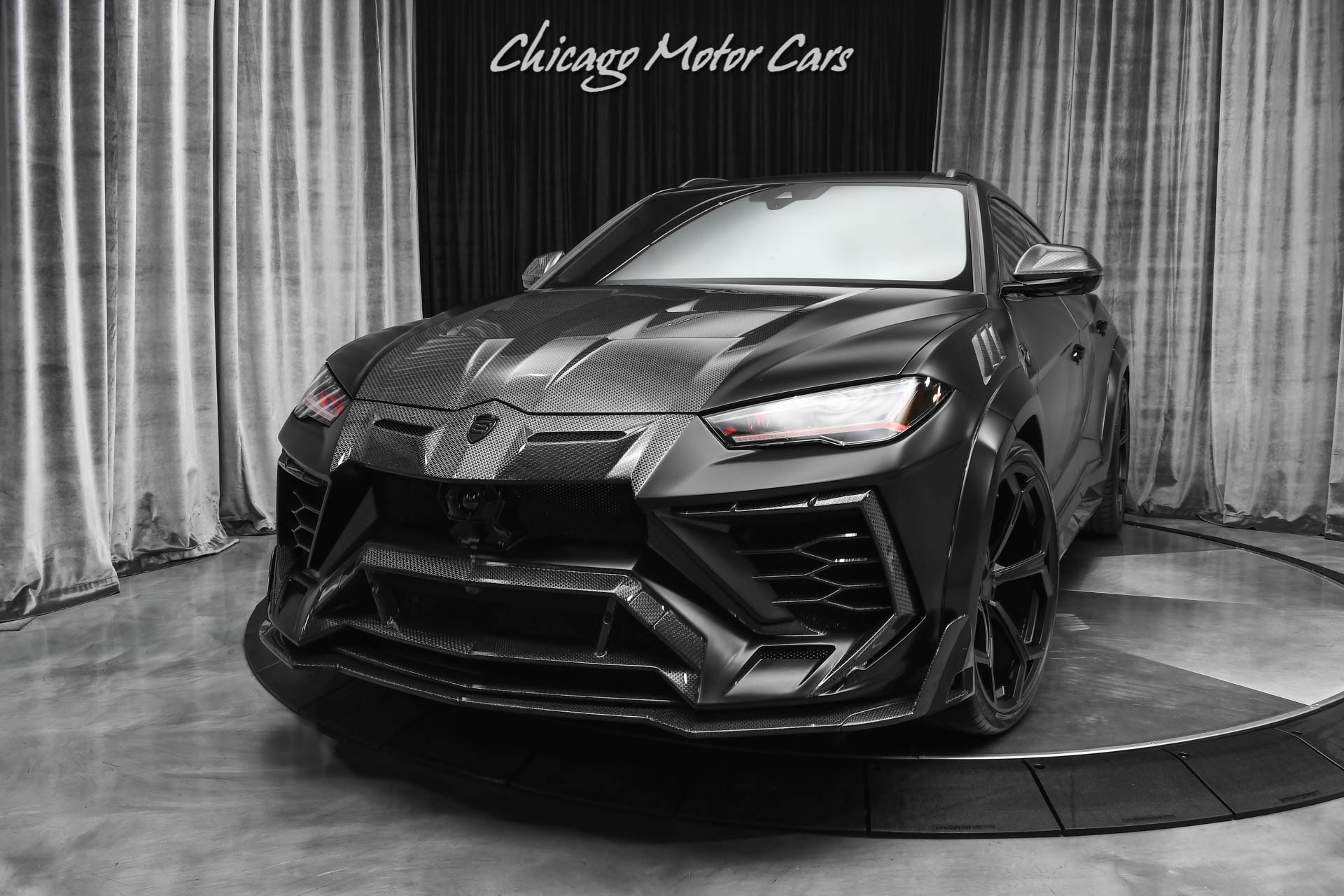 Used-2020-Lamborghini-Urus-SUV-MANSORY-Wide-Body-Carbonado-Stealth-SAVAGE-Edition-Full-Carbon-Fiber