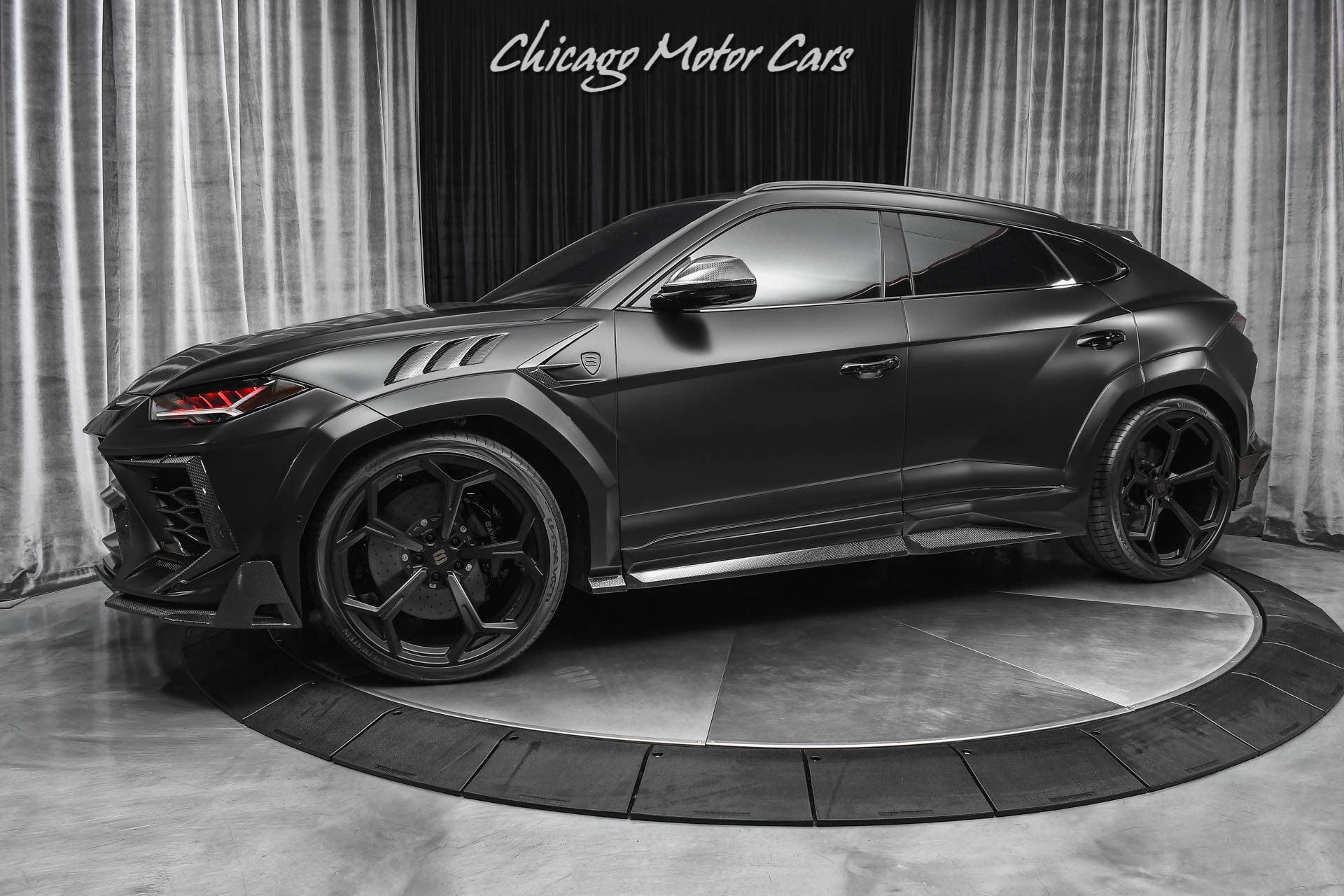 Used-2020-Lamborghini-Urus-SUV-MANSORY-Wide-Body-Carbonado-Stealth-SAVAGE-Edition-Full-Carbon-Fiber