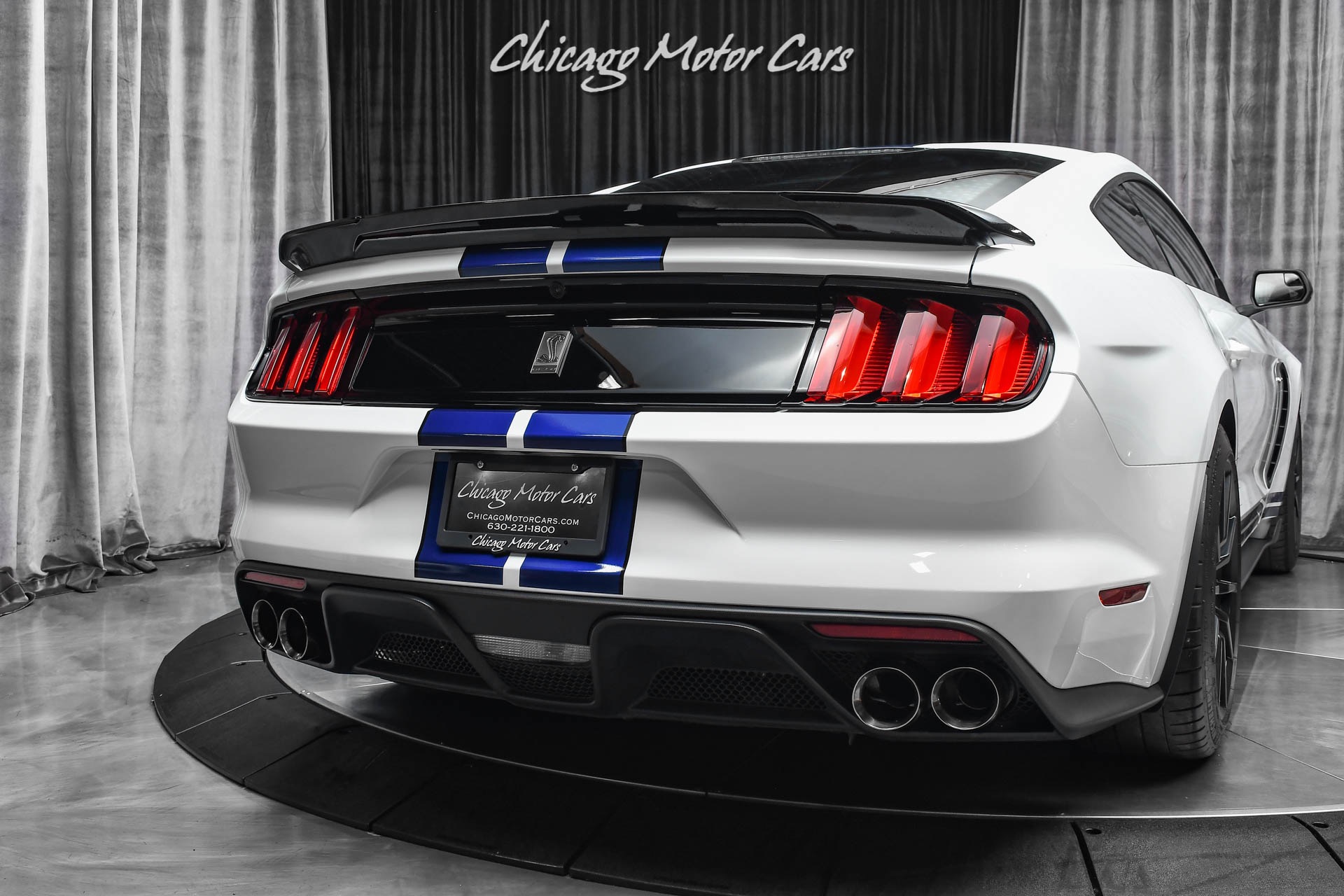 Used-2016-Ford-Mustang-Shelby-GT350