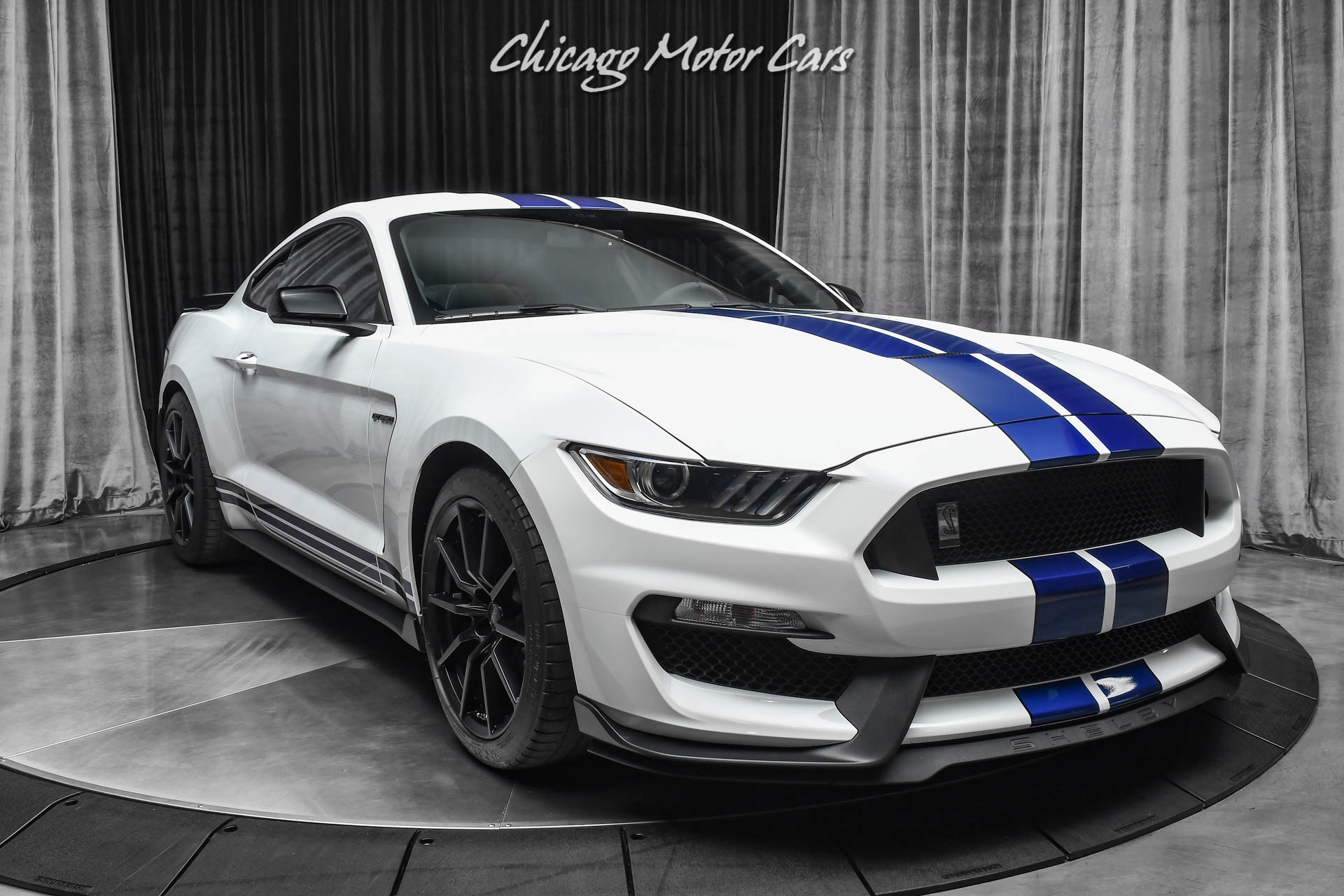 Used-2016-Ford-Mustang-Shelby-GT350