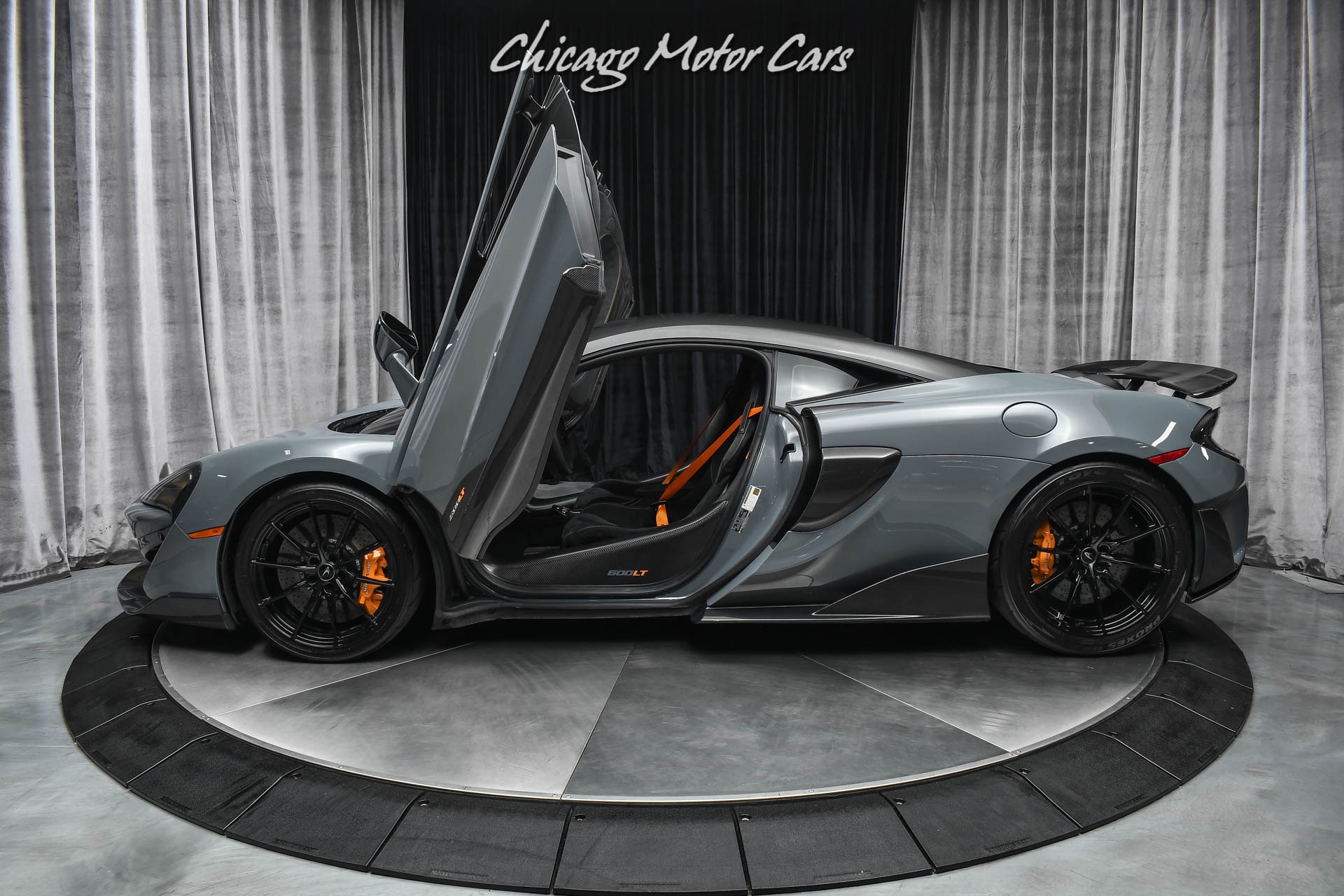 Used-2019-McLaren-600LT-Coupe-RARE-Chicane-Grey-TONS-of-Carbon-Fiber-LOW-Miles-Serviced-LOADED