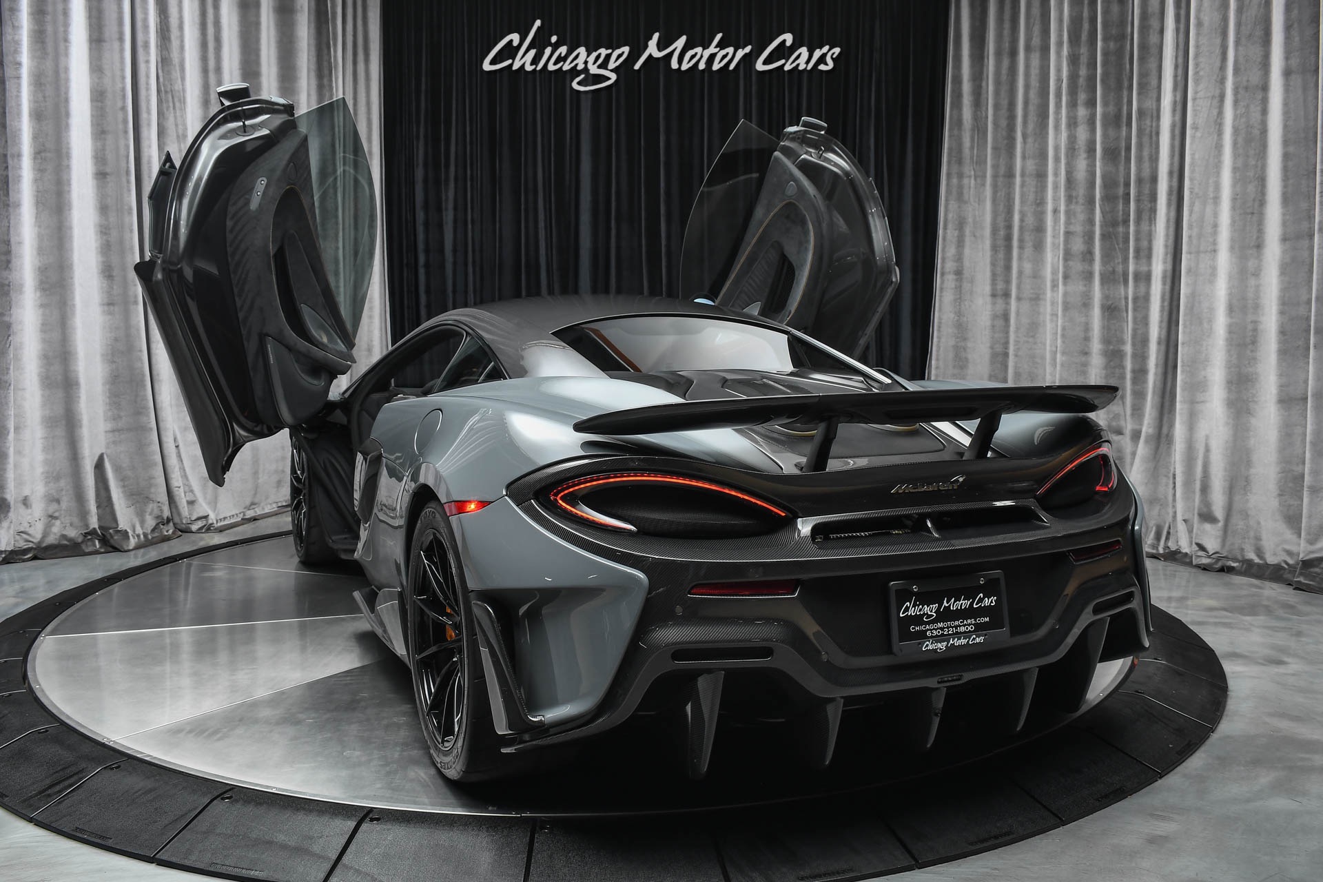 Used-2019-McLaren-600LT-Coupe-RARE-Chicane-Grey-TONS-of-Carbon-Fiber-LOW-Miles-Serviced-LOADED