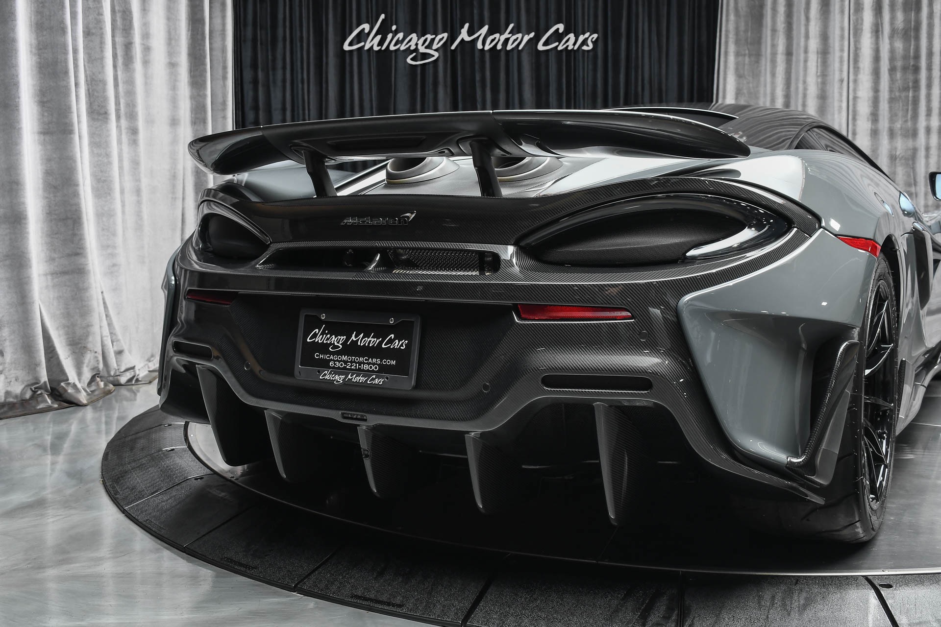 Used-2019-McLaren-600LT-Coupe-RARE-Chicane-Grey-TONS-of-Carbon-Fiber-LOW-Miles-Serviced-LOADED