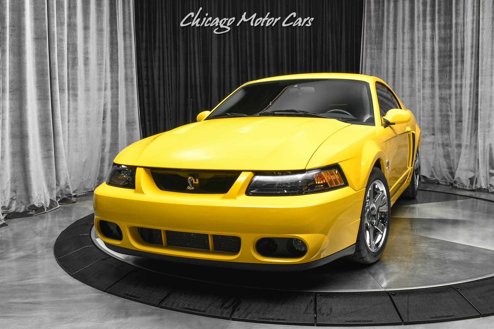 Used-2004-Ford-Mustang-SVT-Cobra-Coupe-SVT-ONLY-20K-MILES-TASTEFUL-MODS-COLLECTIBLE