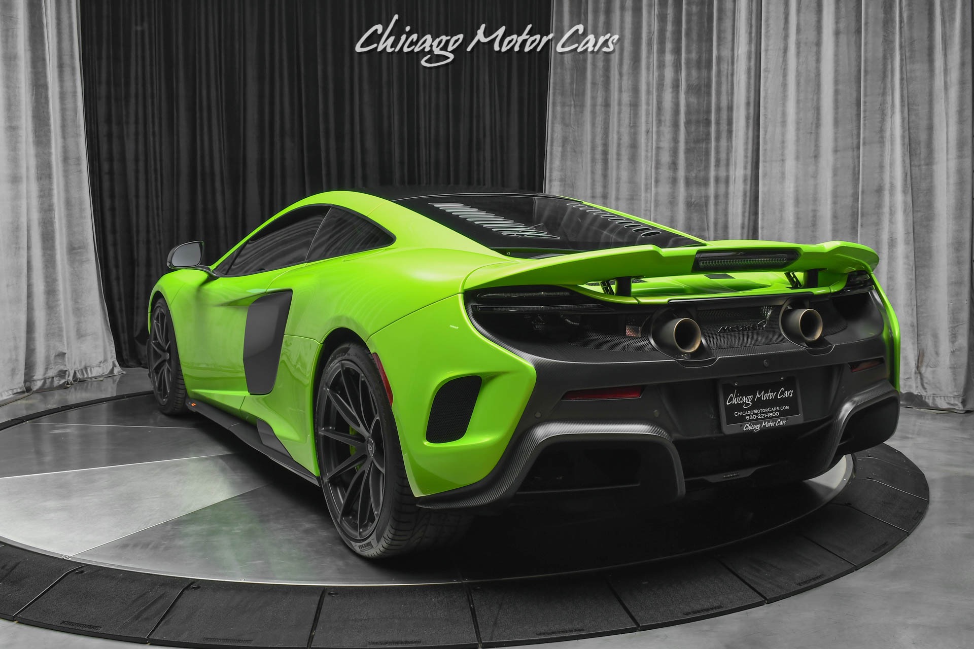 Used-2016-McLaren-675LT-Coupe-Carbon-Fiber-Exterior-Upgrade-Pack-Rare-Napier-Green