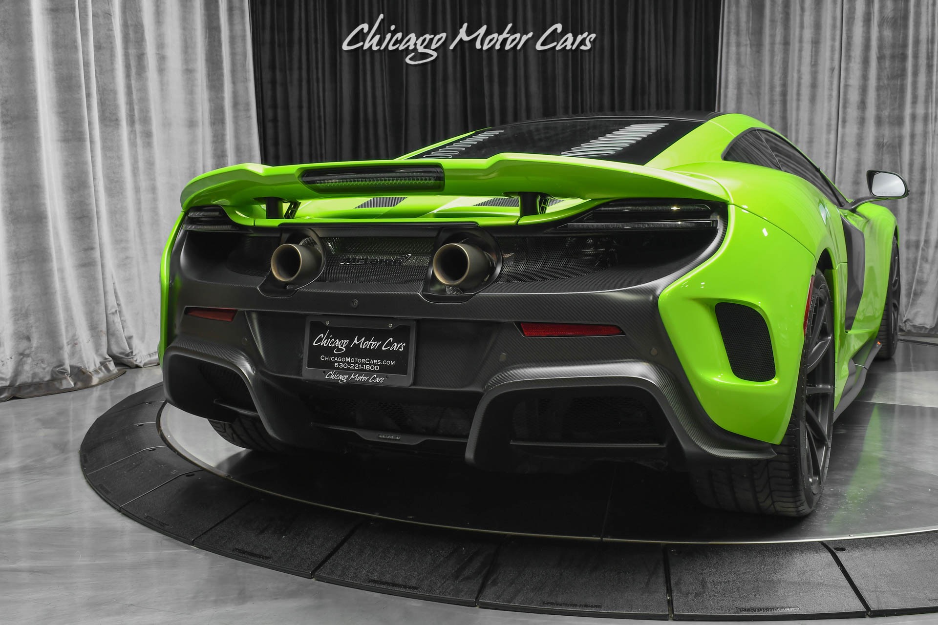 Used-2016-McLaren-675LT-Coupe-Carbon-Fiber-Exterior-Upgrade-Pack-Rare-Napier-Green