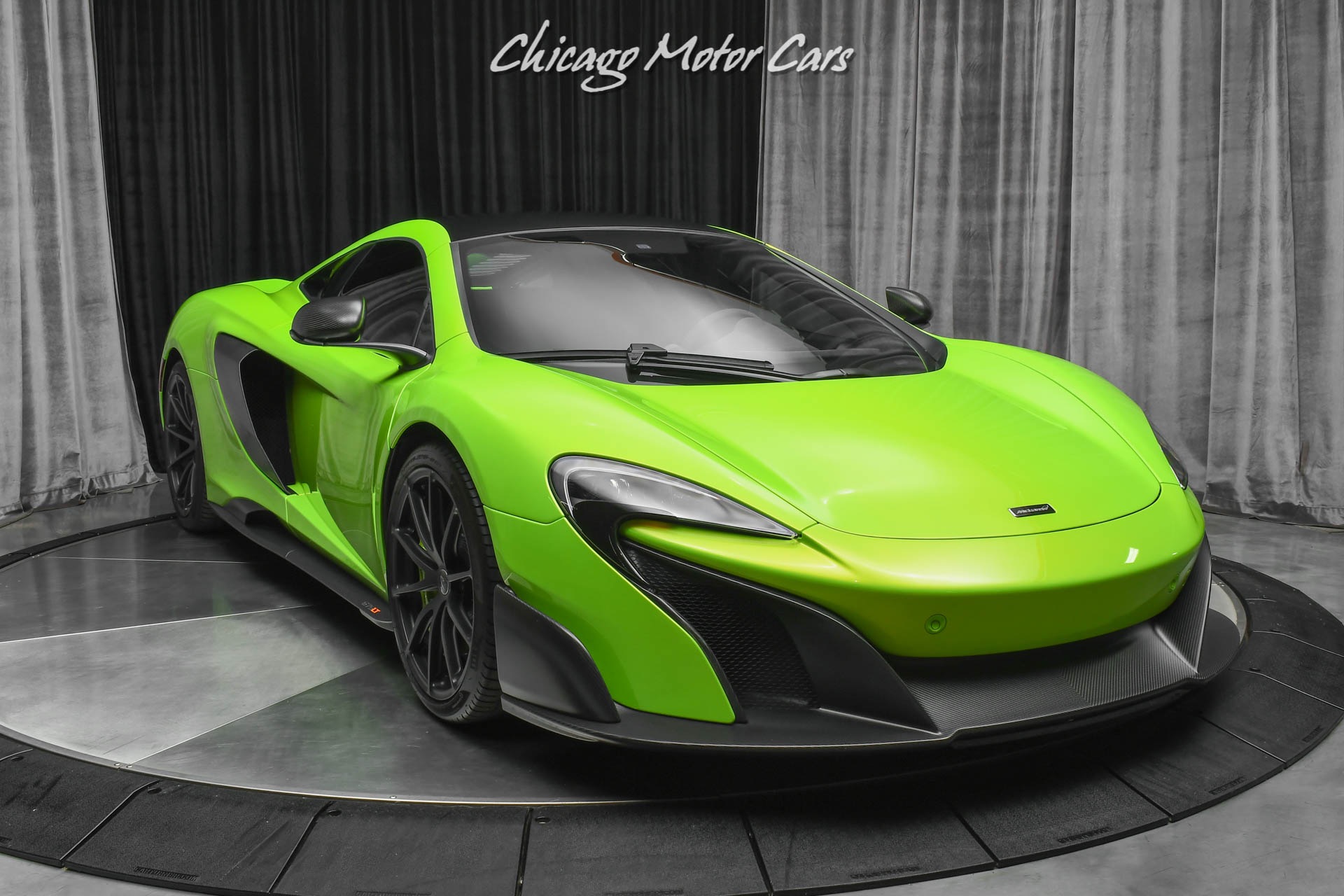 Used-2016-McLaren-675LT-Coupe-Carbon-Fiber-Exterior-Upgrade-Pack-Rare-Napier-Green