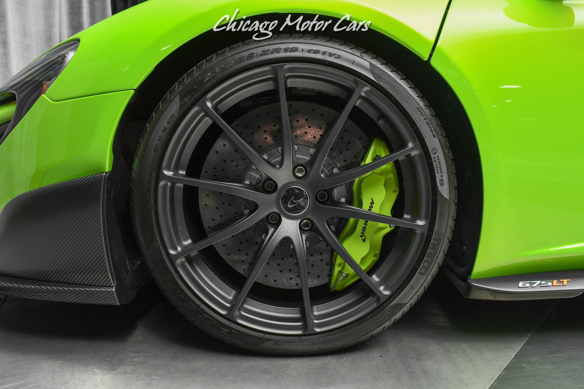 Used-2016-McLaren-675LT-Coupe-Carbon-Fiber-Exterior-Upgrade-Pack-Rare-Napier-Green