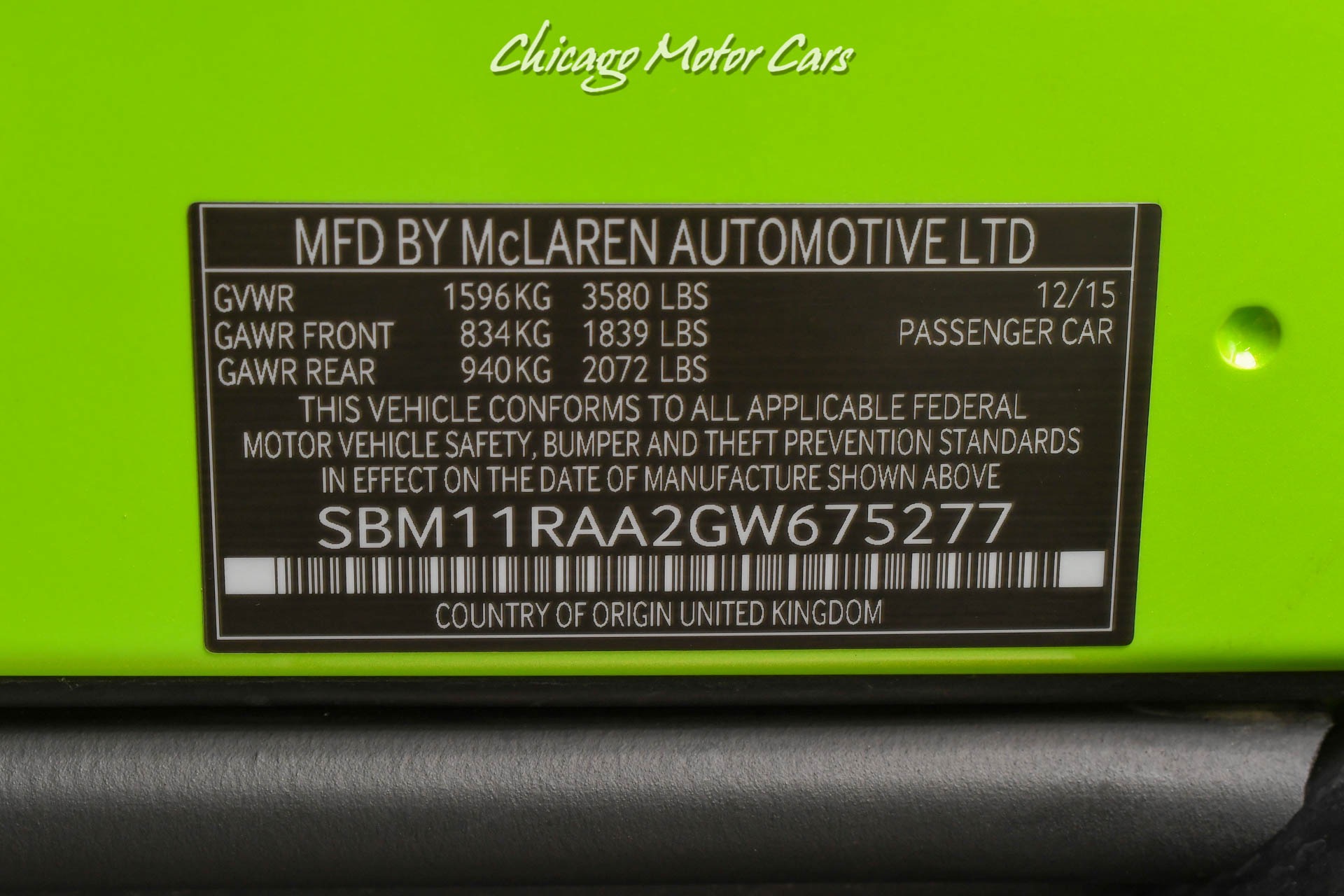 Used-2016-McLaren-675LT-Coupe-Carbon-Fiber-Exterior-Upgrade-Pack-Rare-Napier-Green