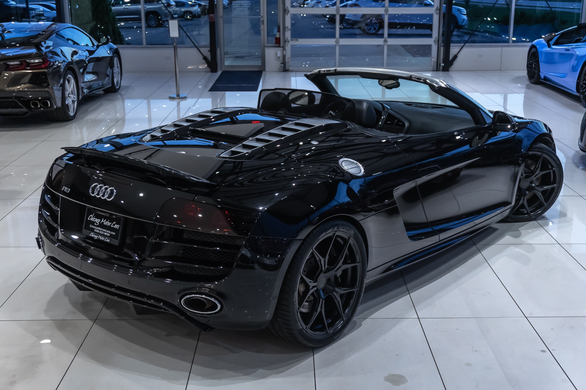 Used-2011-Audi-R8-V10-52L-SPYDER-Quattro-JUST-SERVICED-NEW-SUSPENSION-AND-TIRES-CUSTOM-EXHAUST