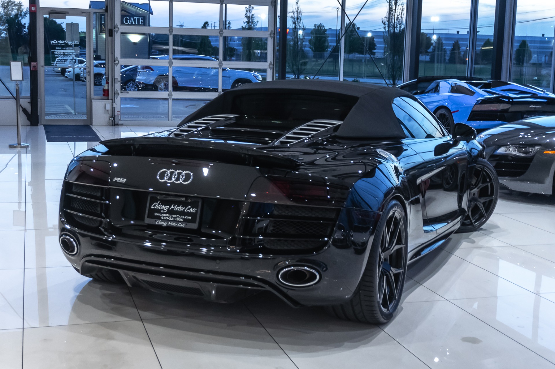 Used-2011-Audi-R8-V10-52L-SPYDER-Quattro-JUST-SERVICED-NEW-SUSPENSION-AND-TIRES-CUSTOM-EXHAUST