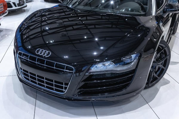 Used 2011 Audi R8 V10 5.2L SPYDER Quattro JUST SERVICED! NEW SUSPENSION AND TIRES! CUSTOM EXHAUST! for sale Sold at Chicago Motor Cars in West Chicago IL 60185 5