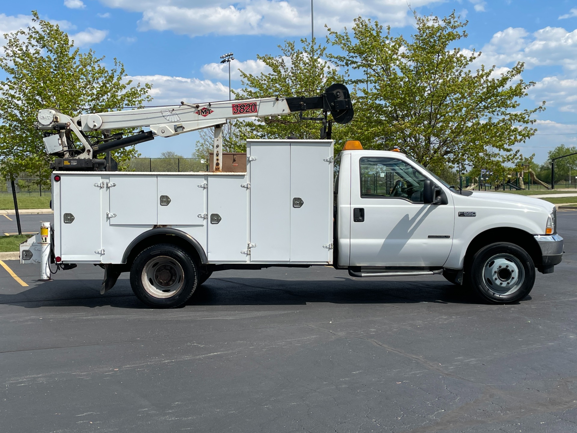 Used-2002-Ford-F550-Service-Truck---73-Liter-Diesel---IMT-Crane-and-Compressor